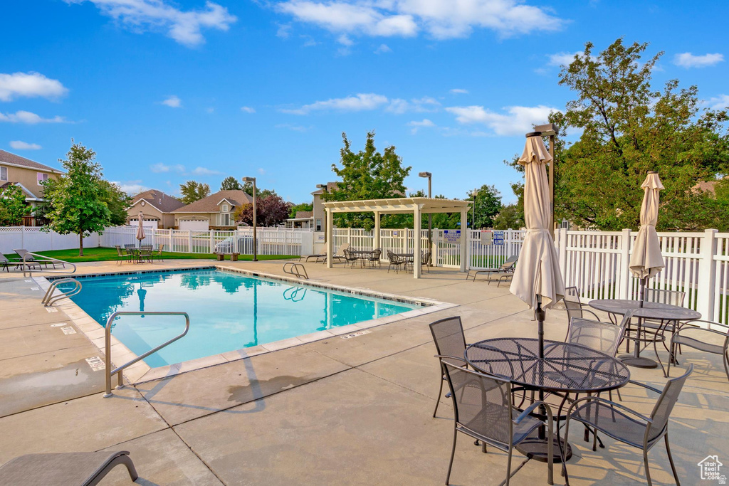 main property photo 31