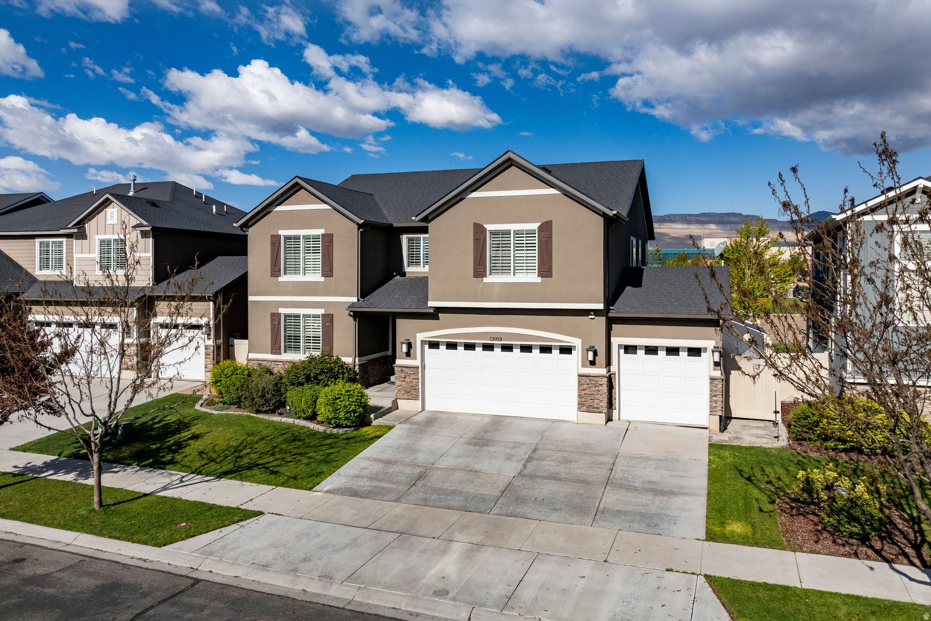 main property photo 51