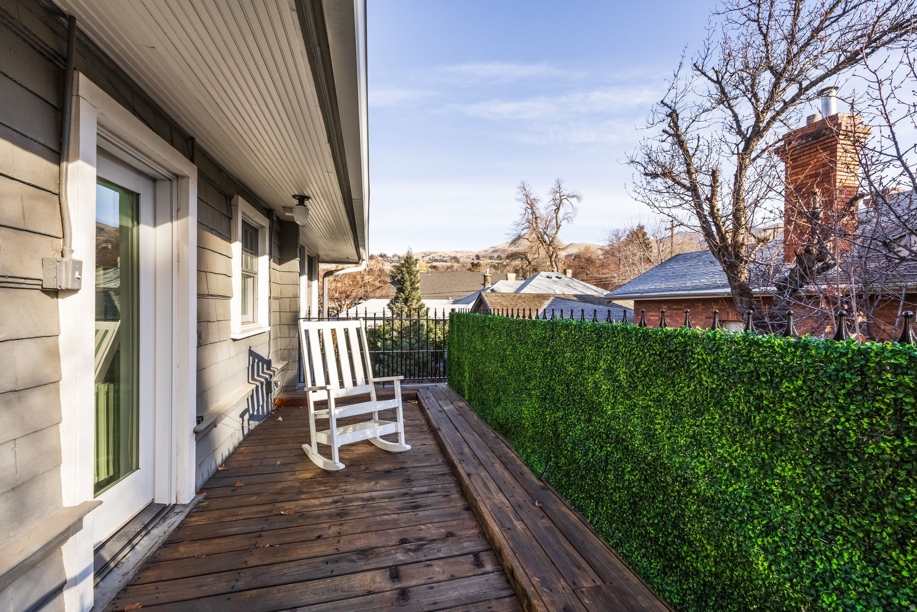 main property photo 74