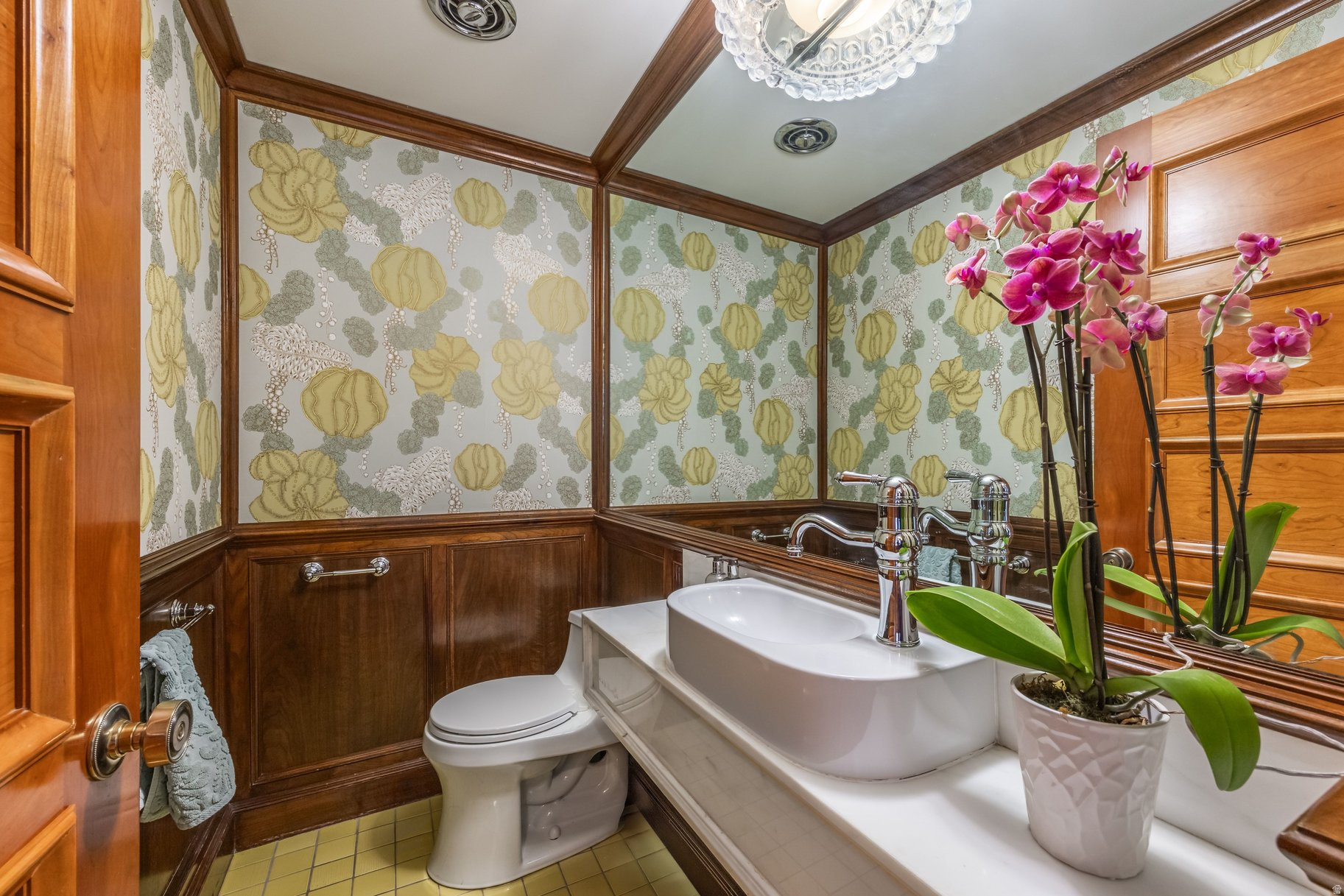 main property photo 81