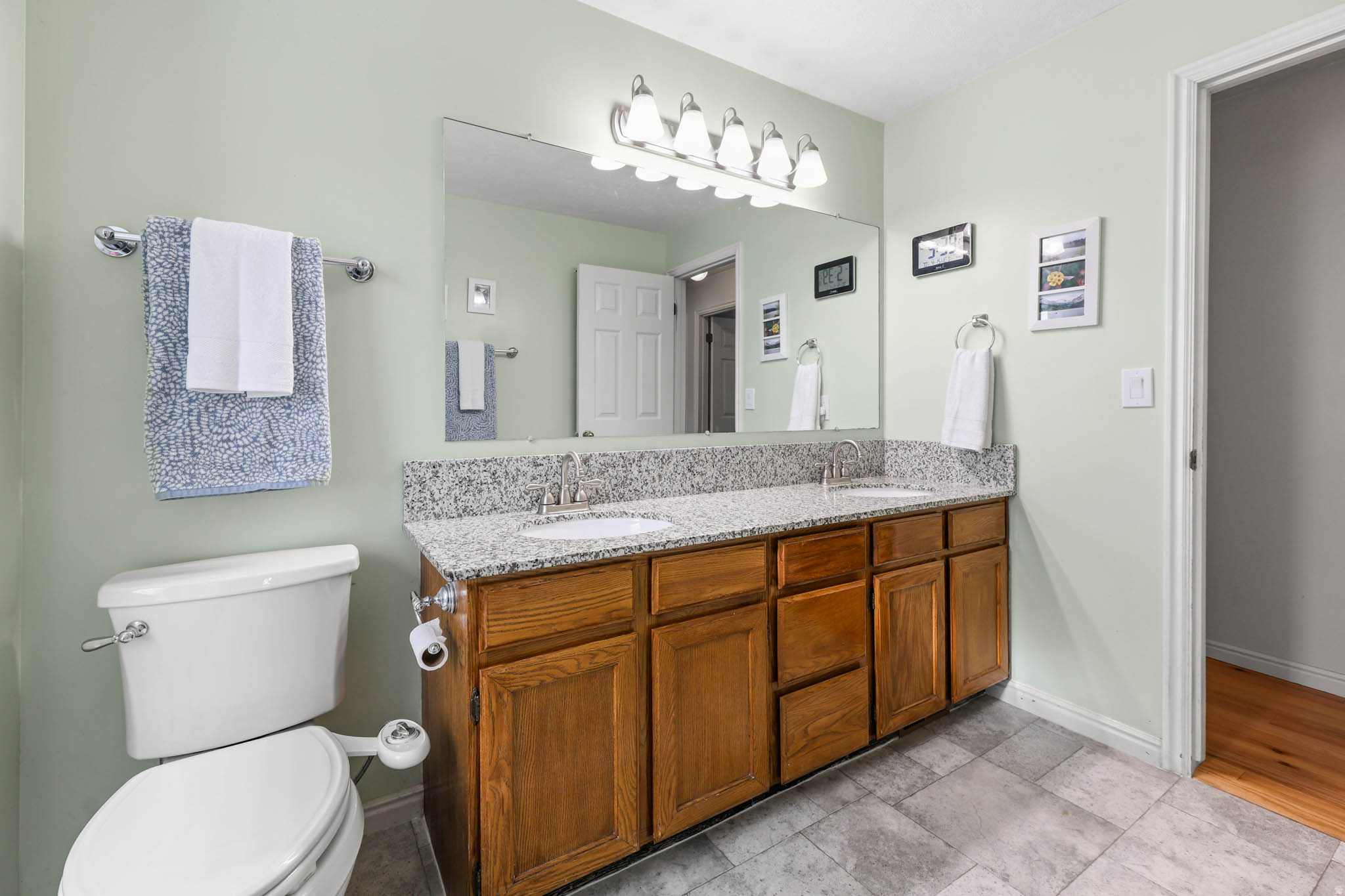 main property photo 20