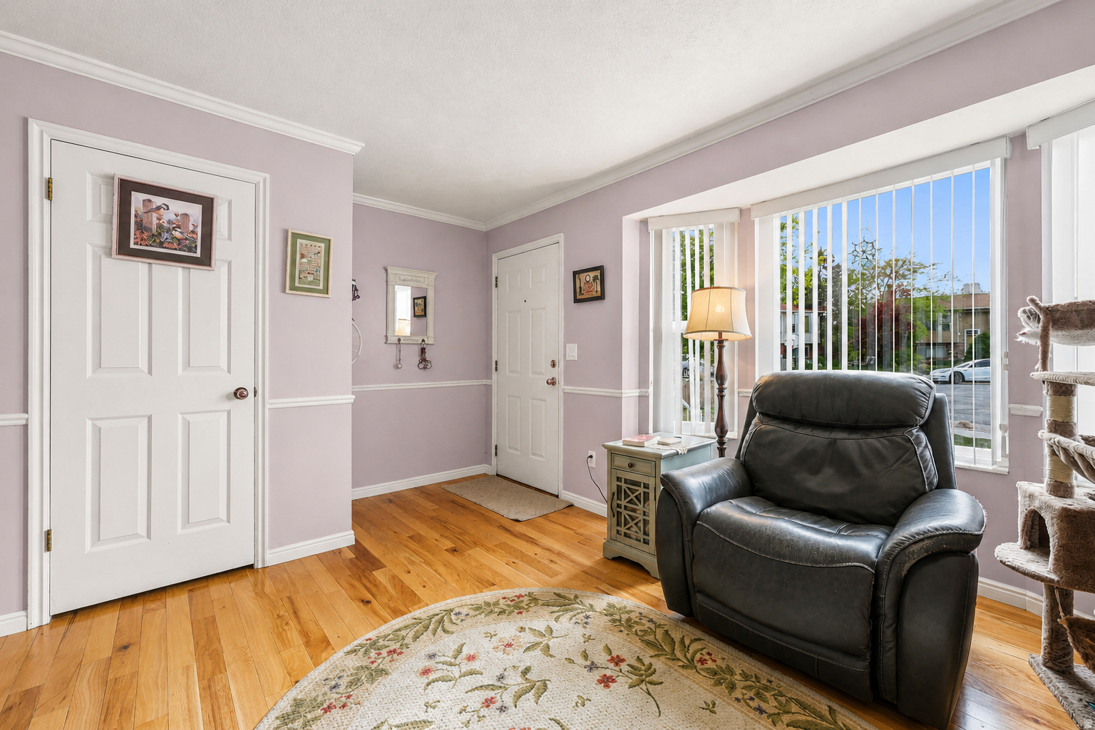 main property photo 5