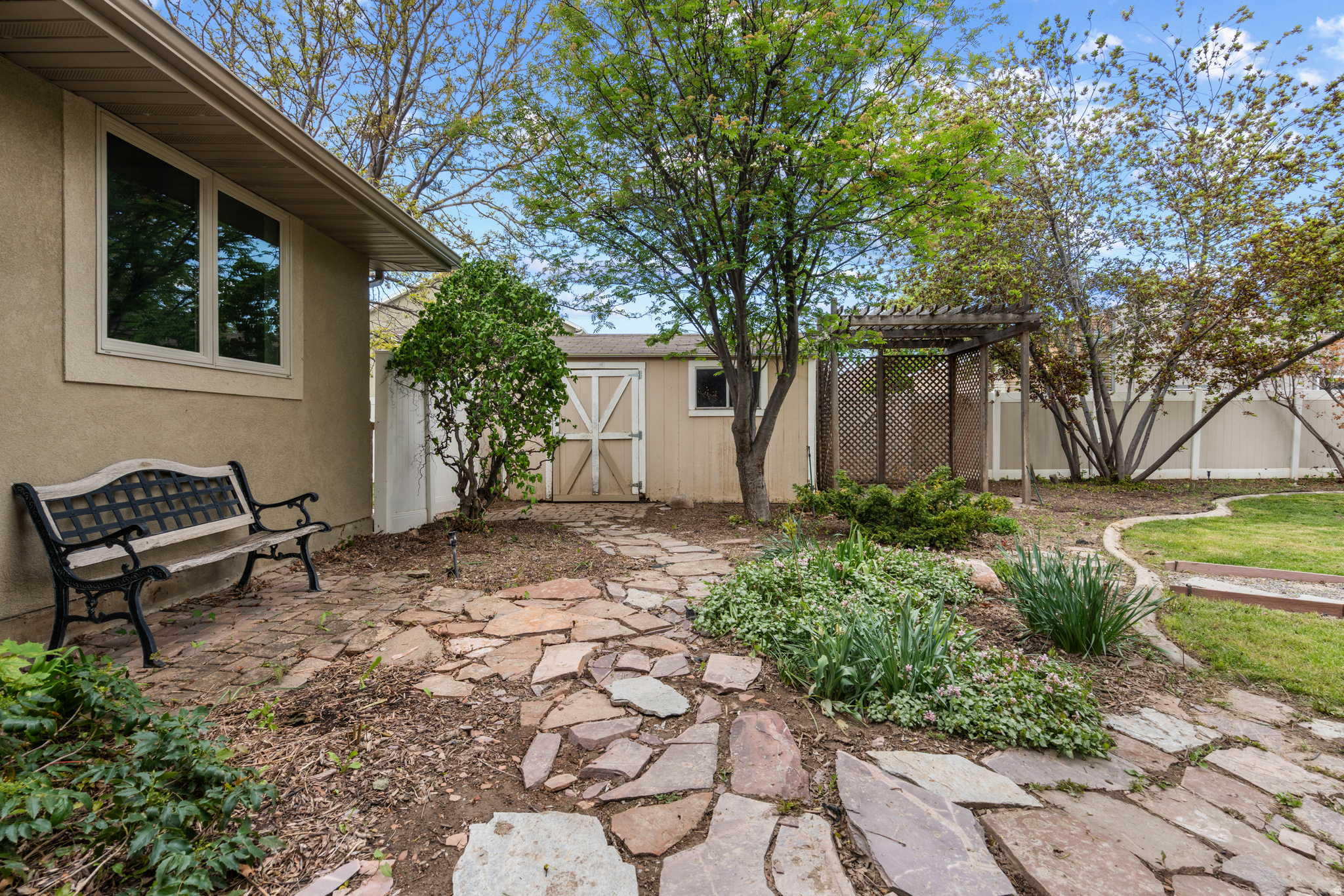 main property photo 38