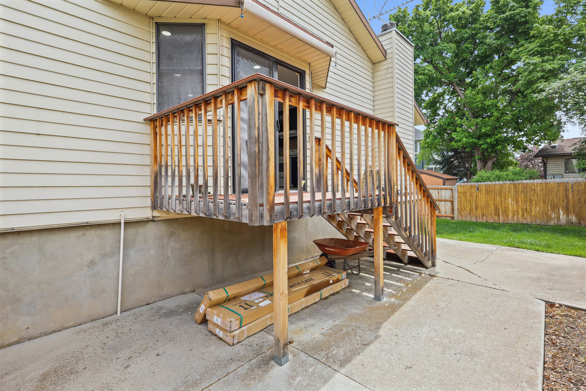 main property photo 38