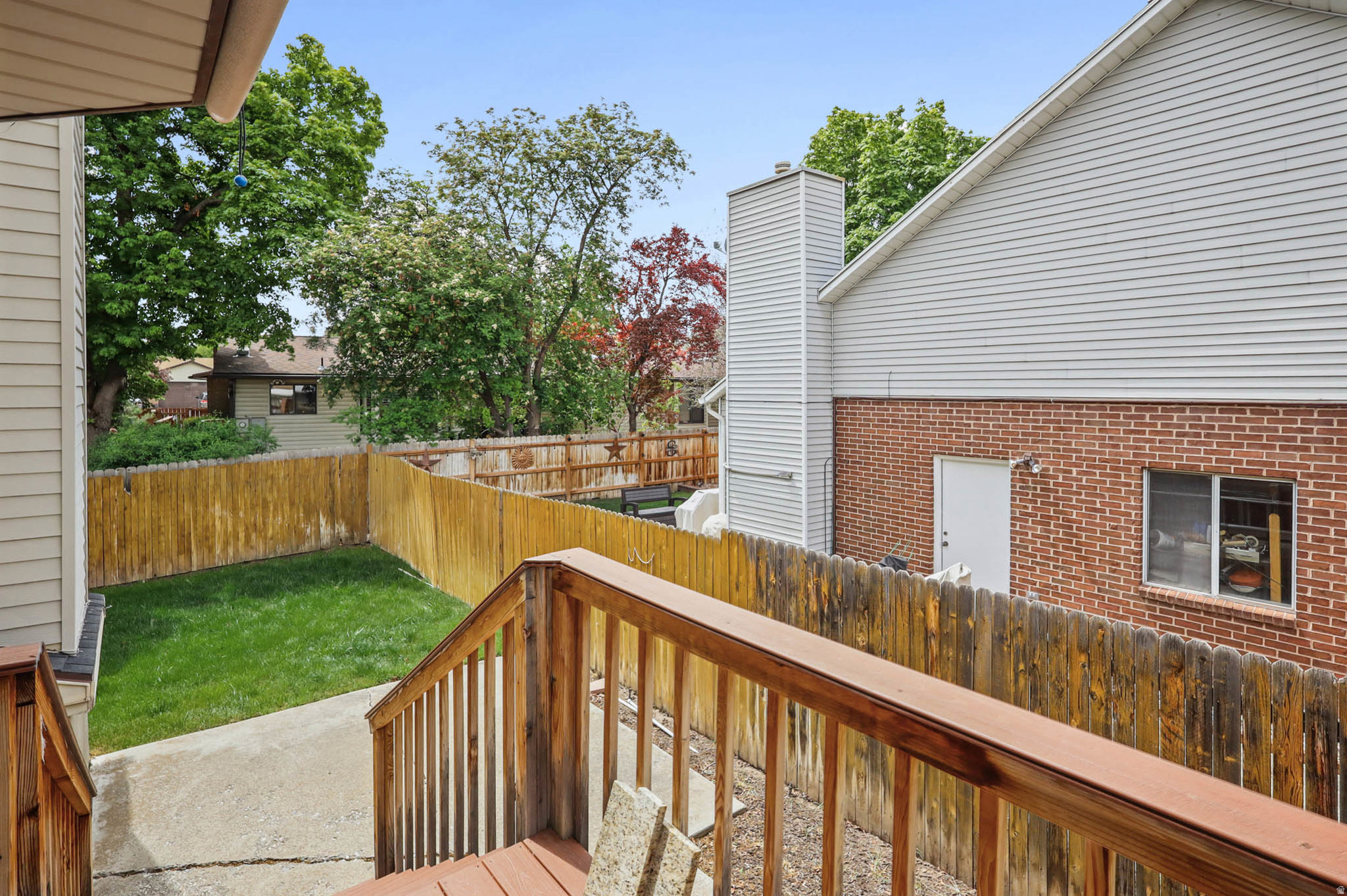 main property photo 39