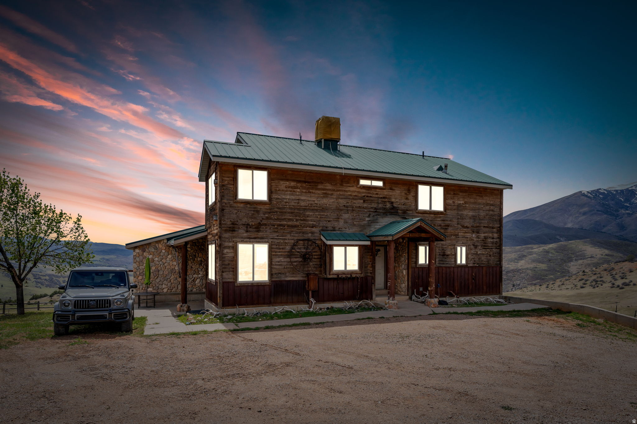 main property photo 6