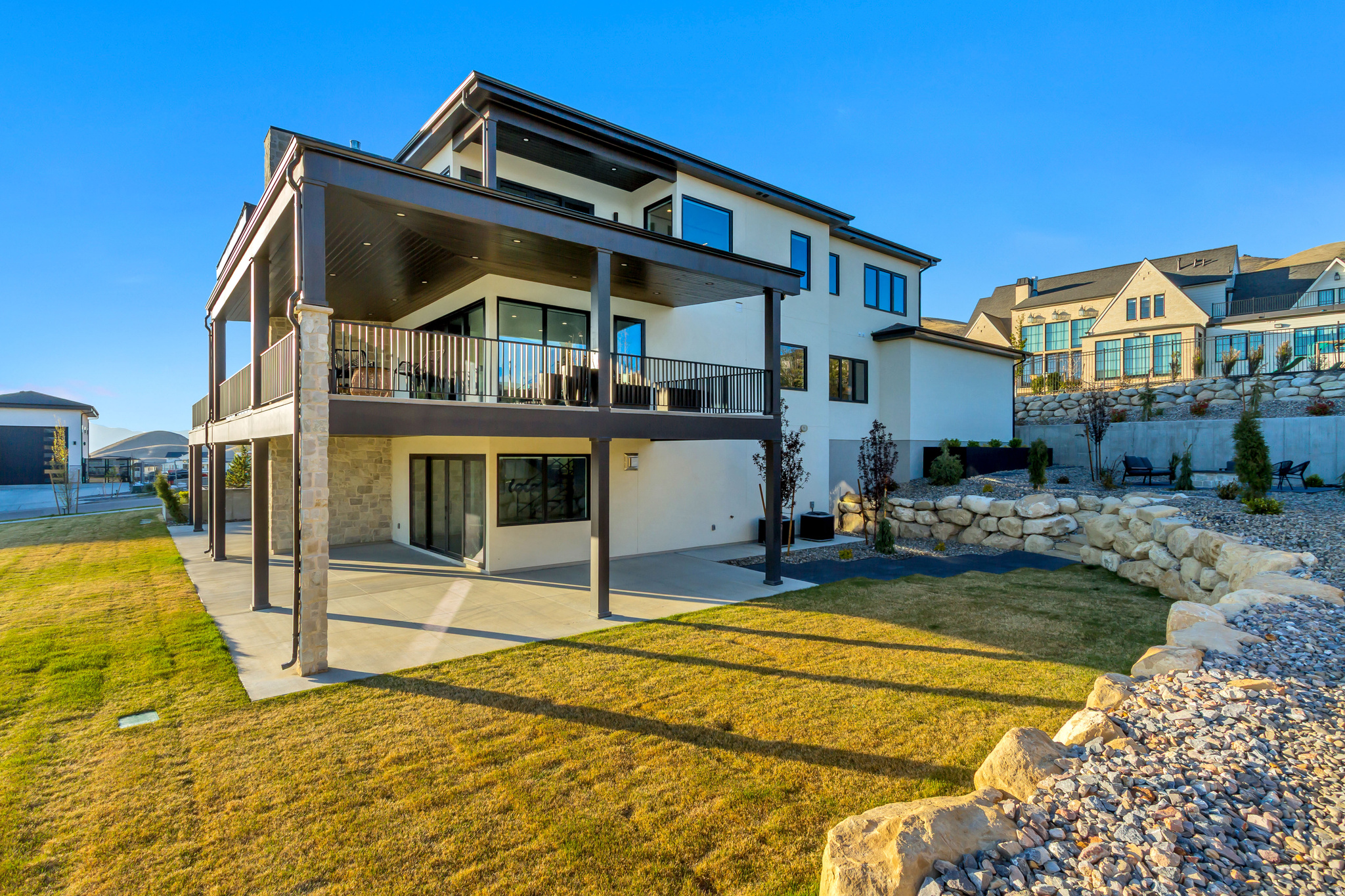 main property photo 60