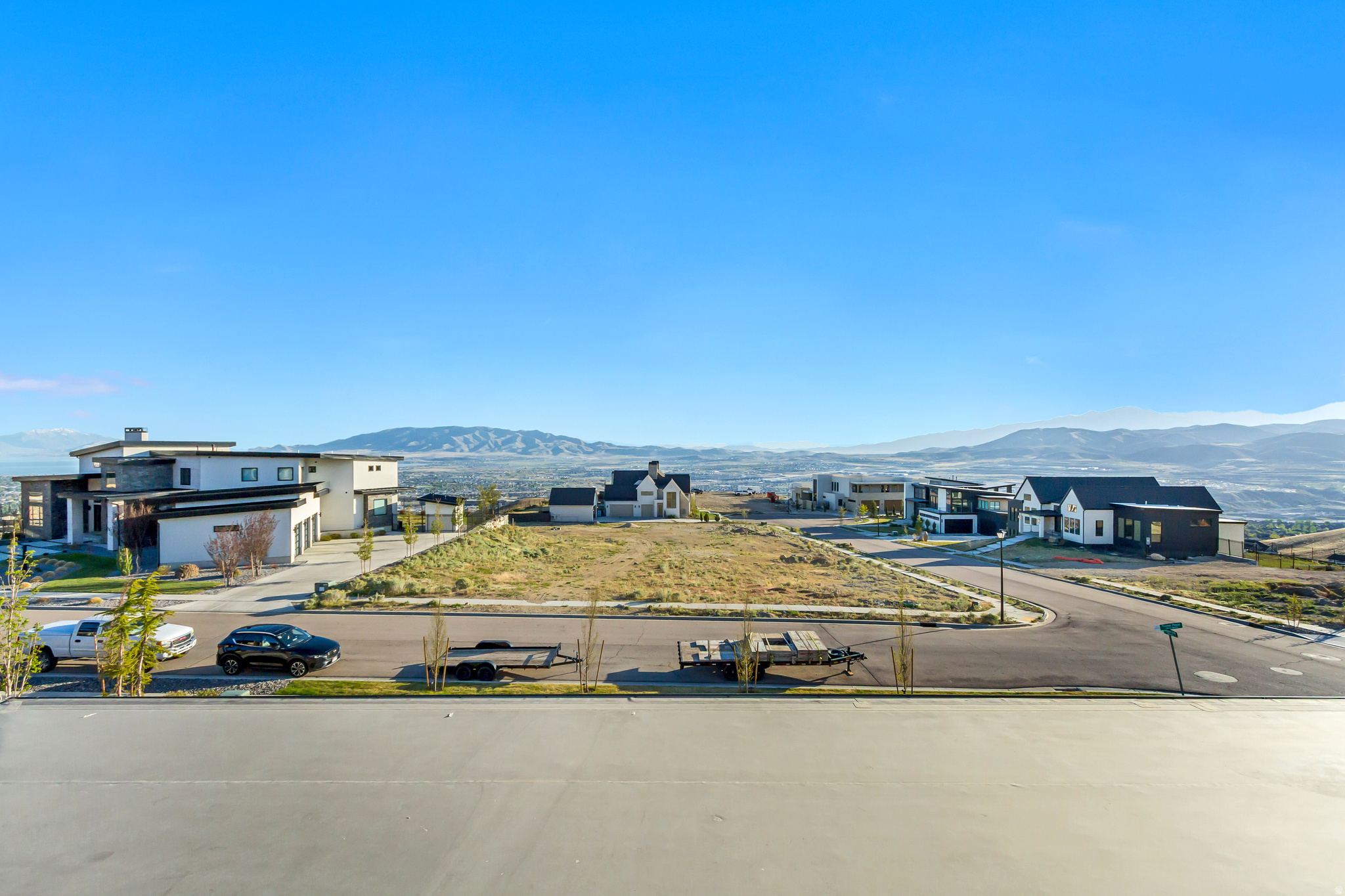 main property photo 73