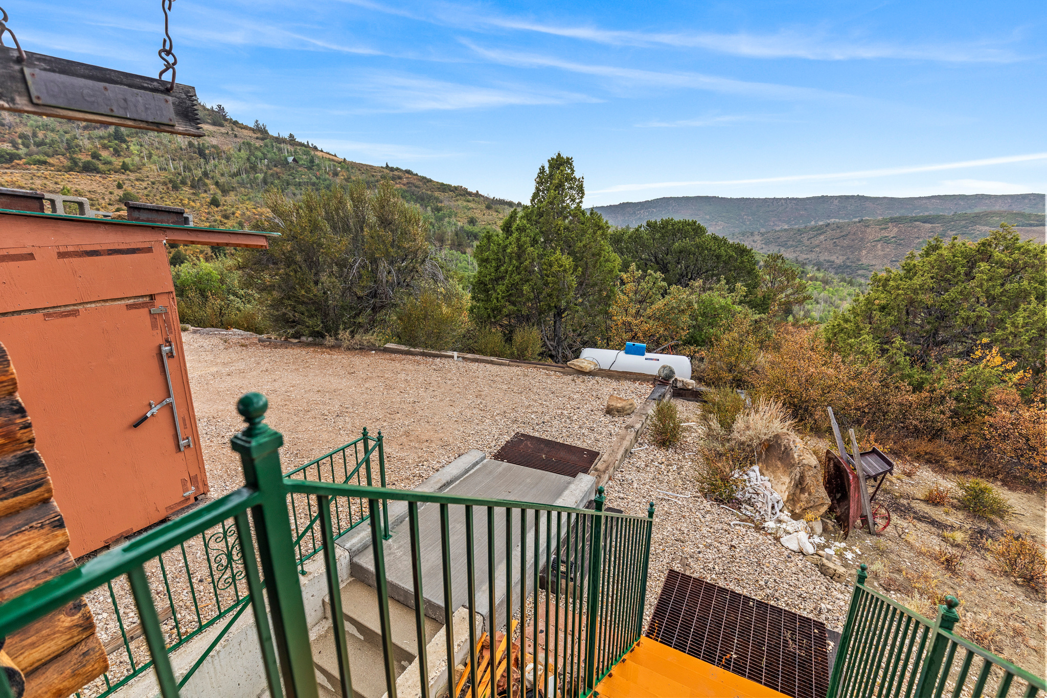 main property photo 14