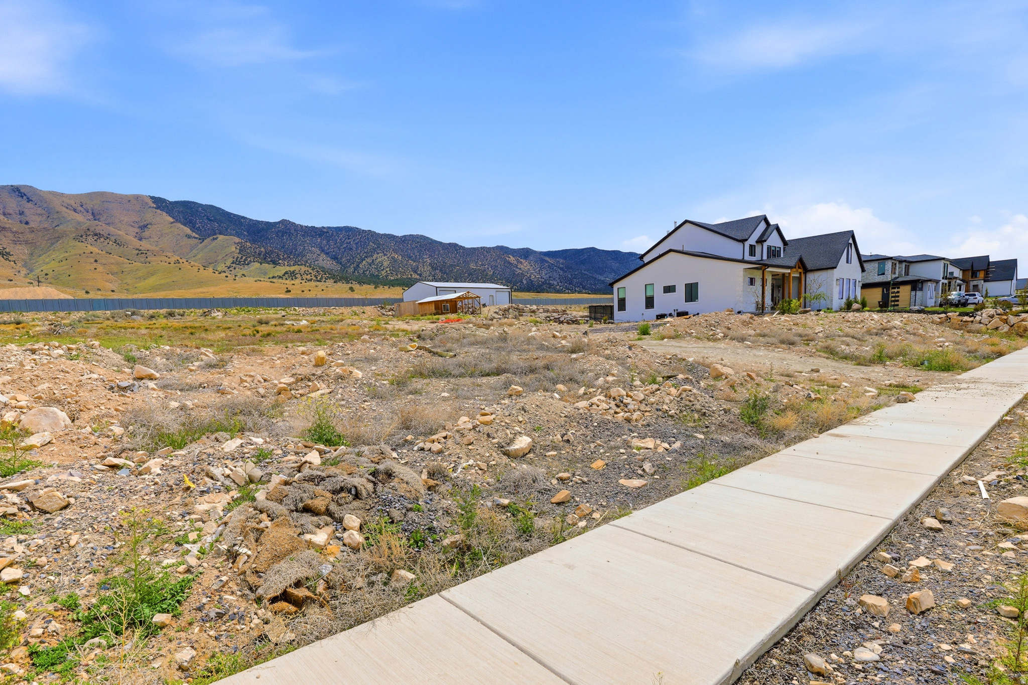 main property photo 18