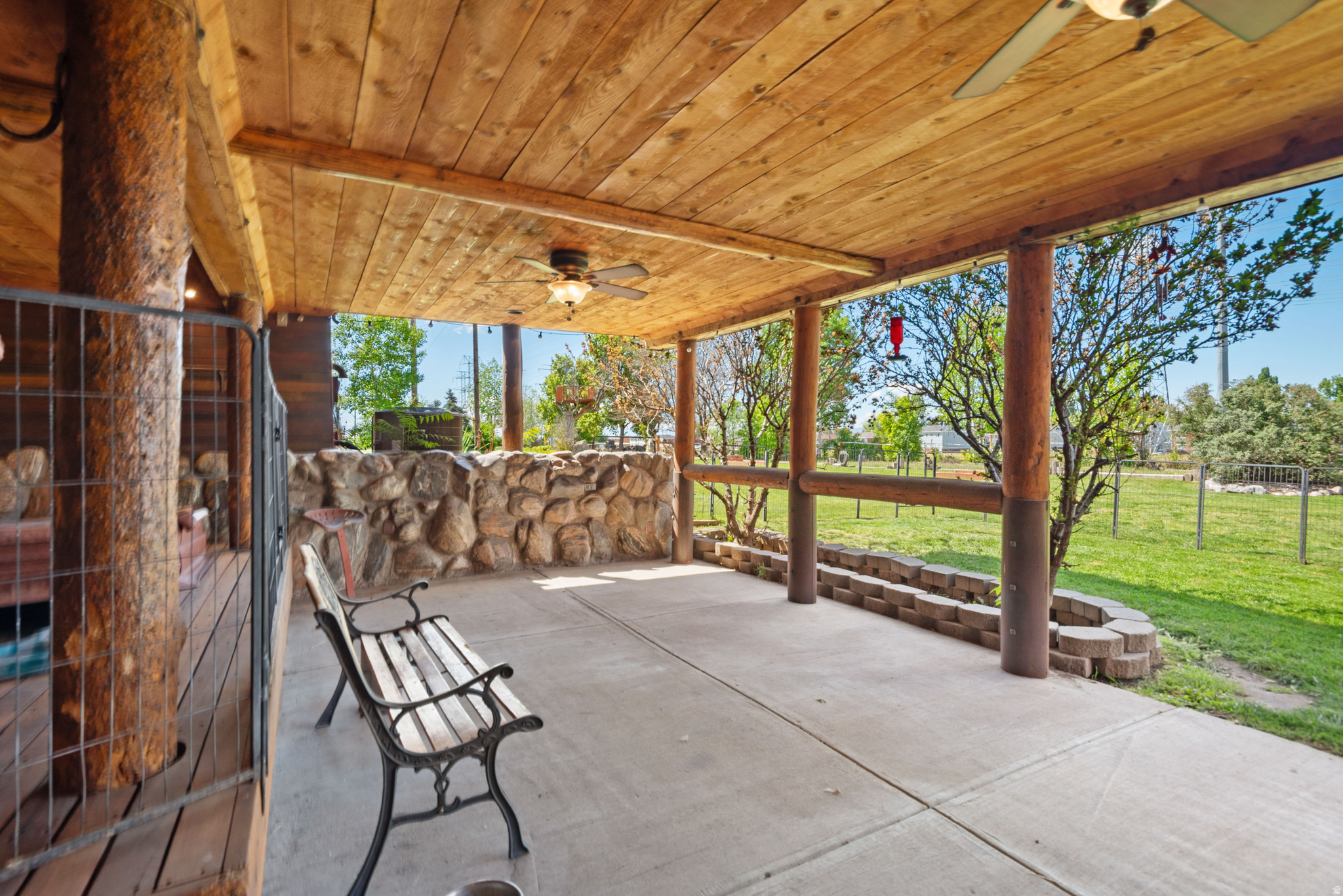 main property photo 20