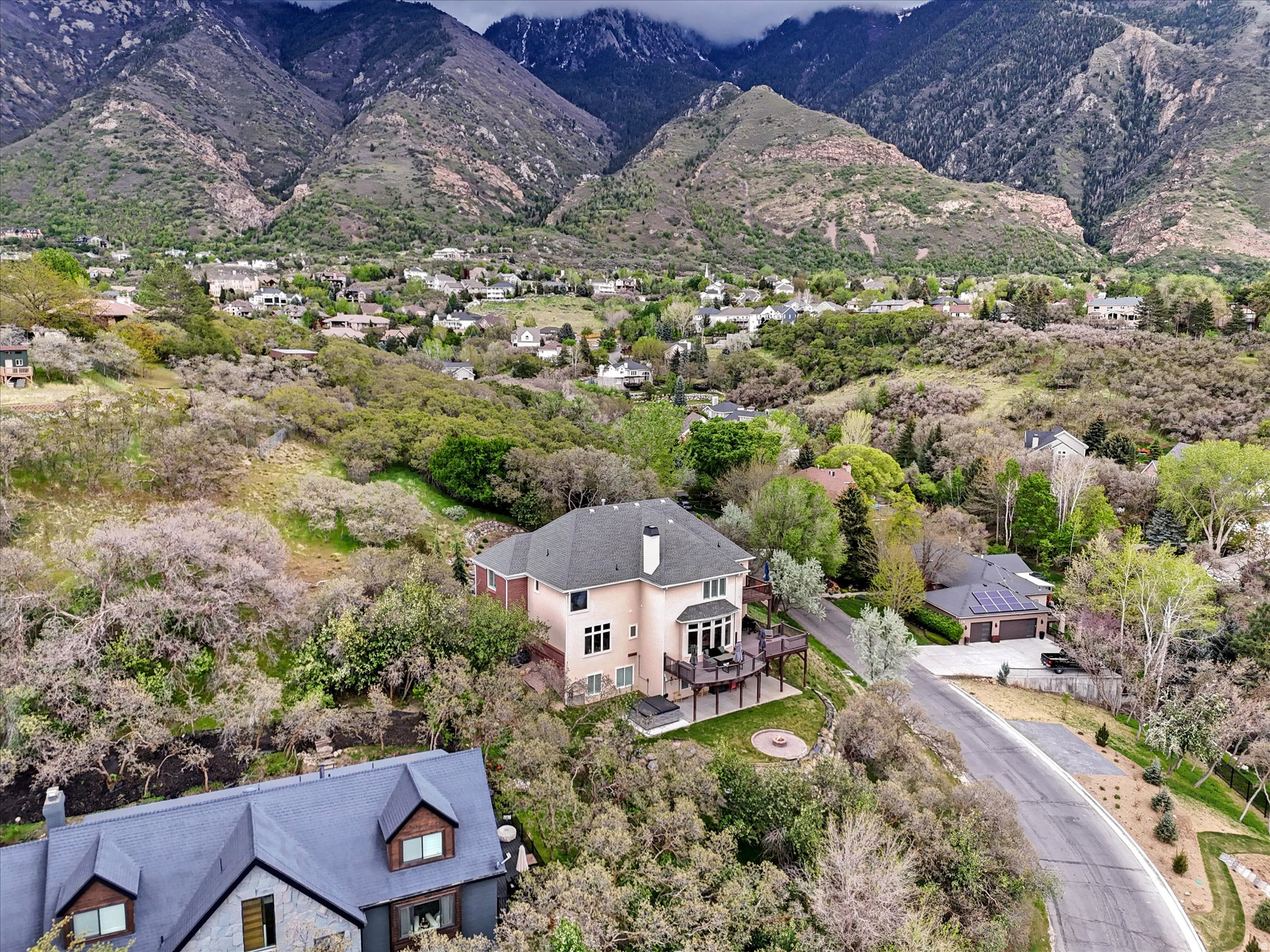 main property photo 14