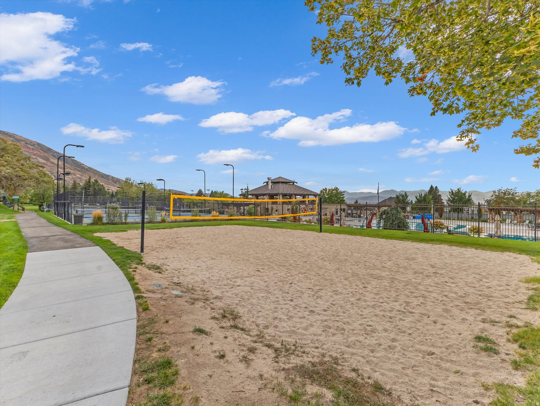 main property photo 66