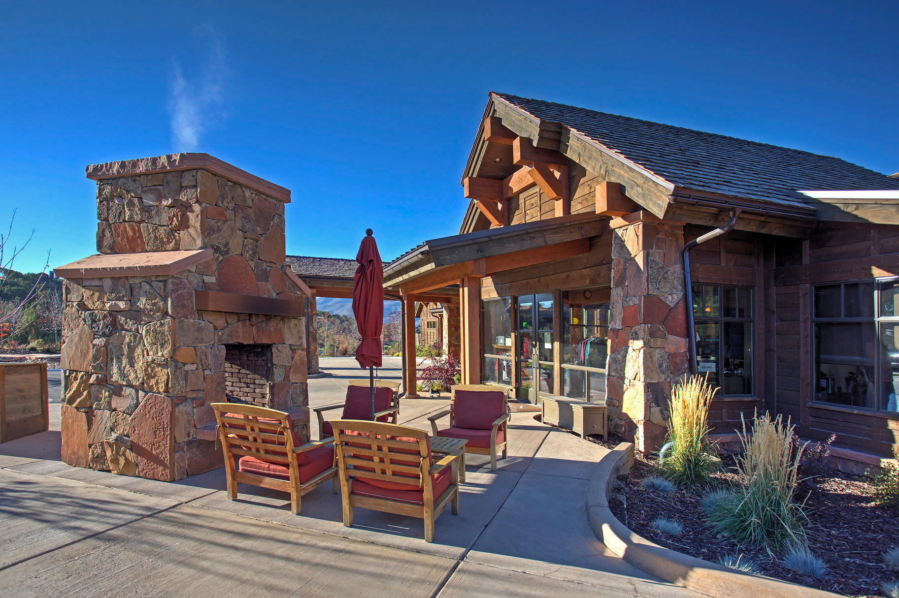 main property photo 51