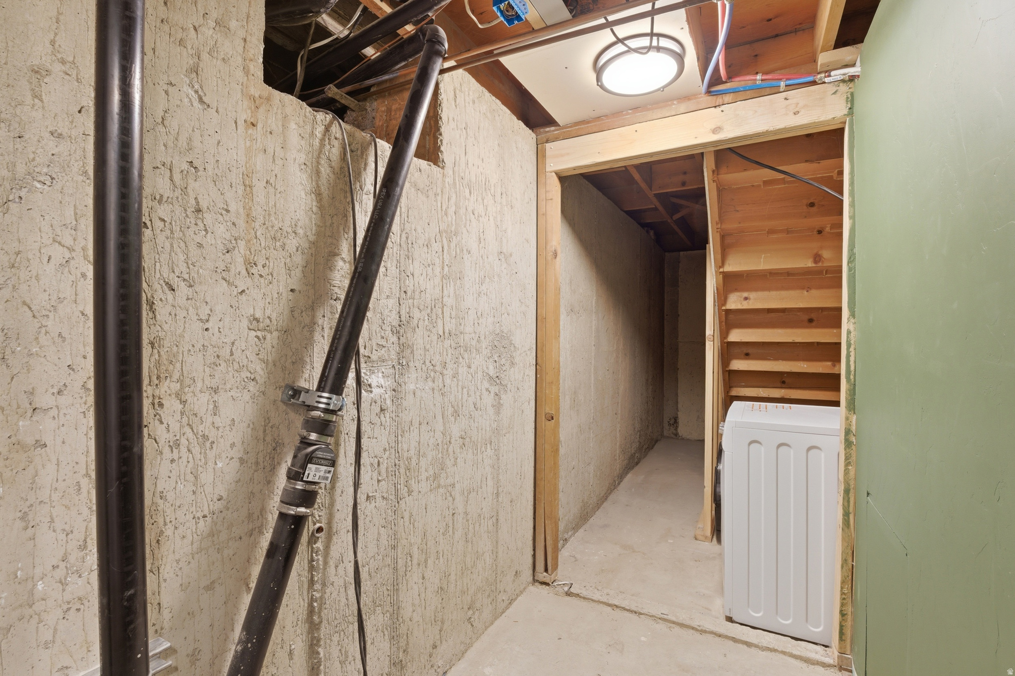 main property photo 36