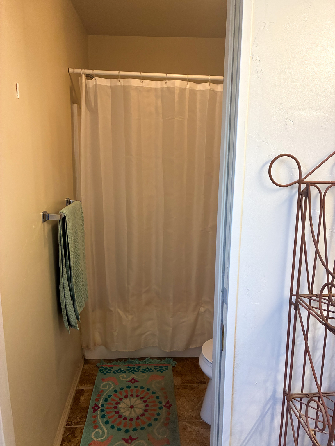 main property photo 10