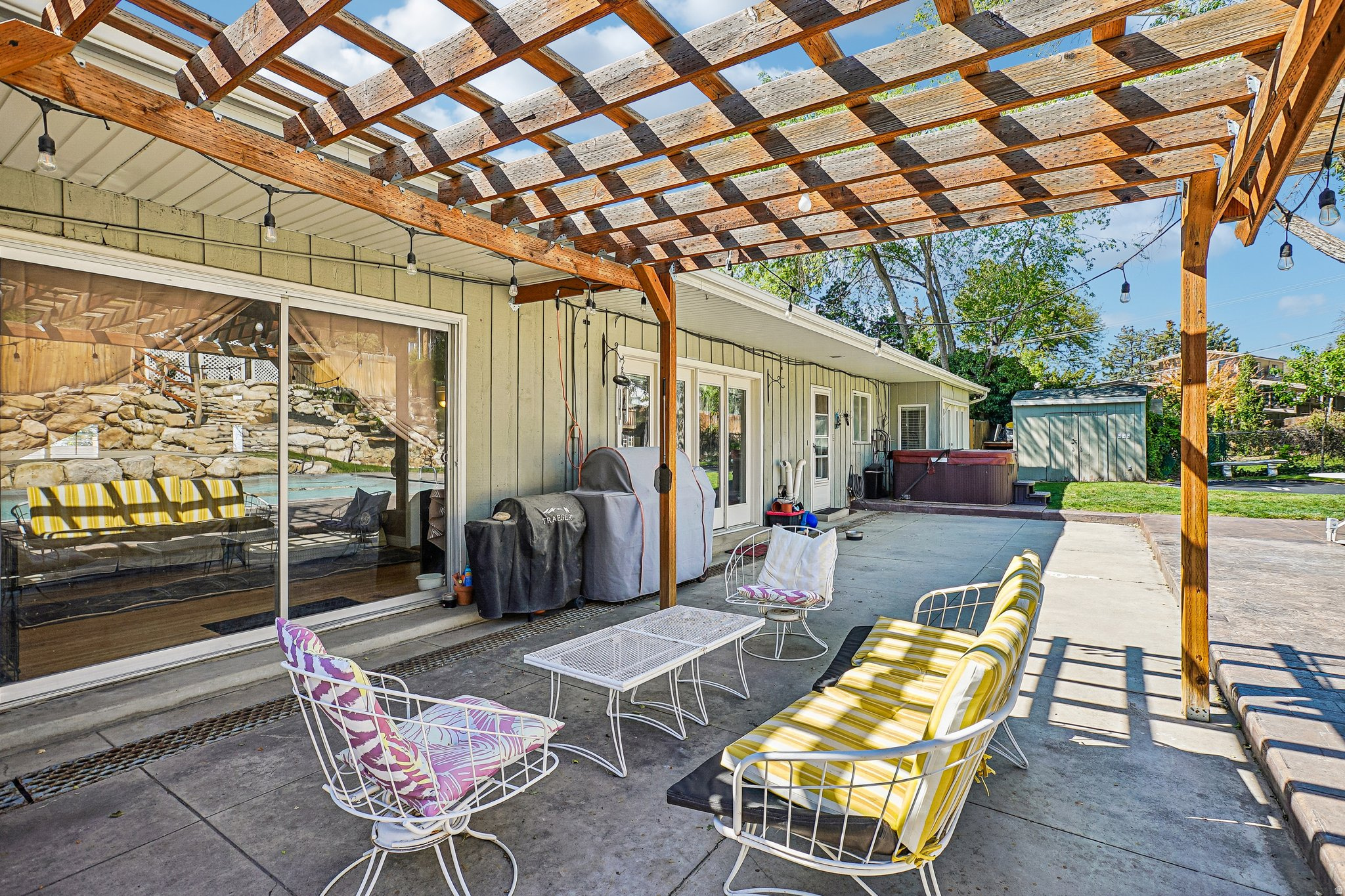 main property photo 45