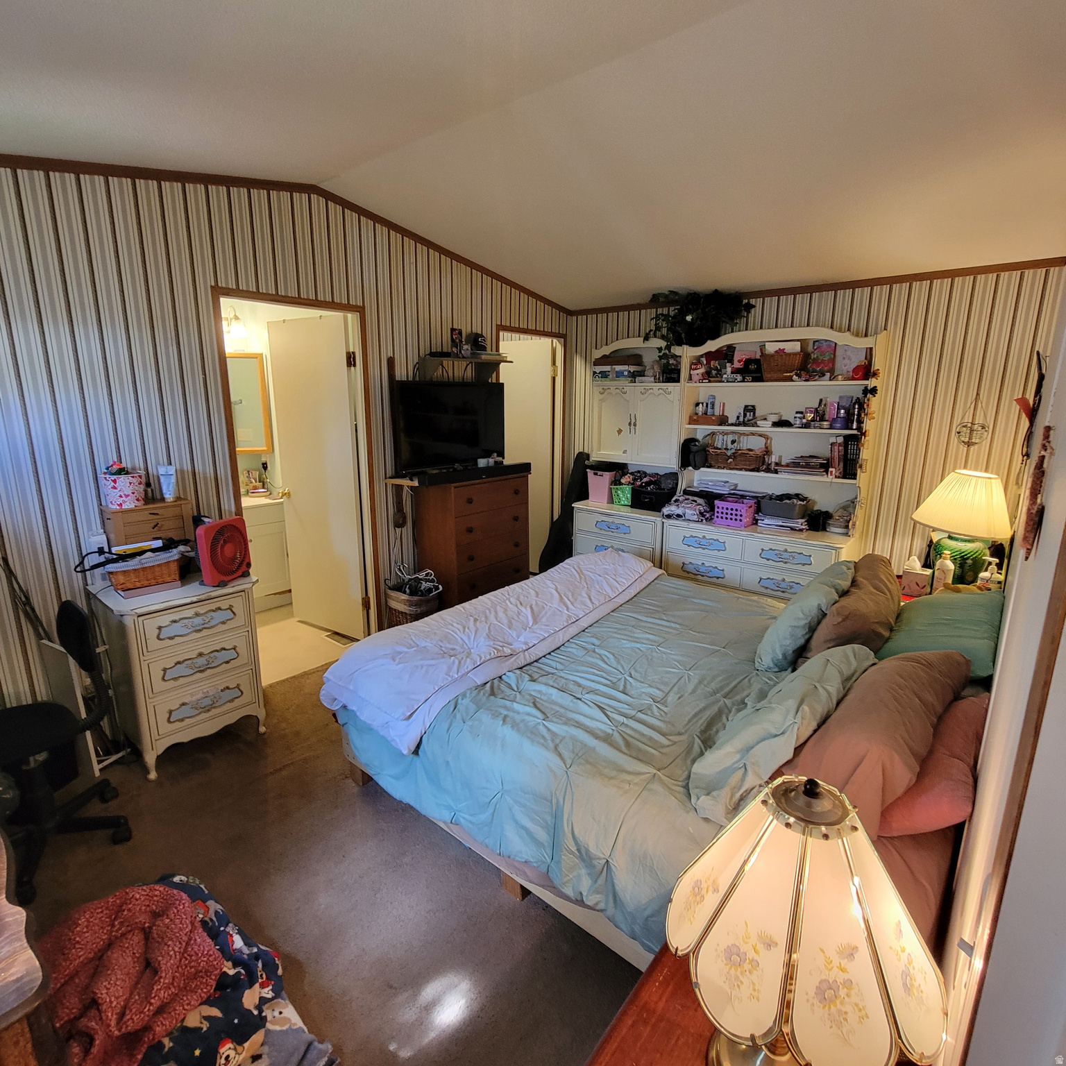 main property photo 22