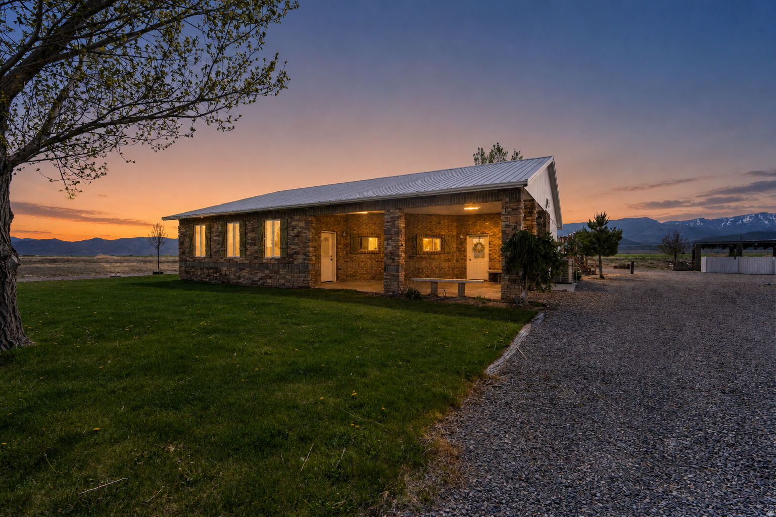 main property photo 27