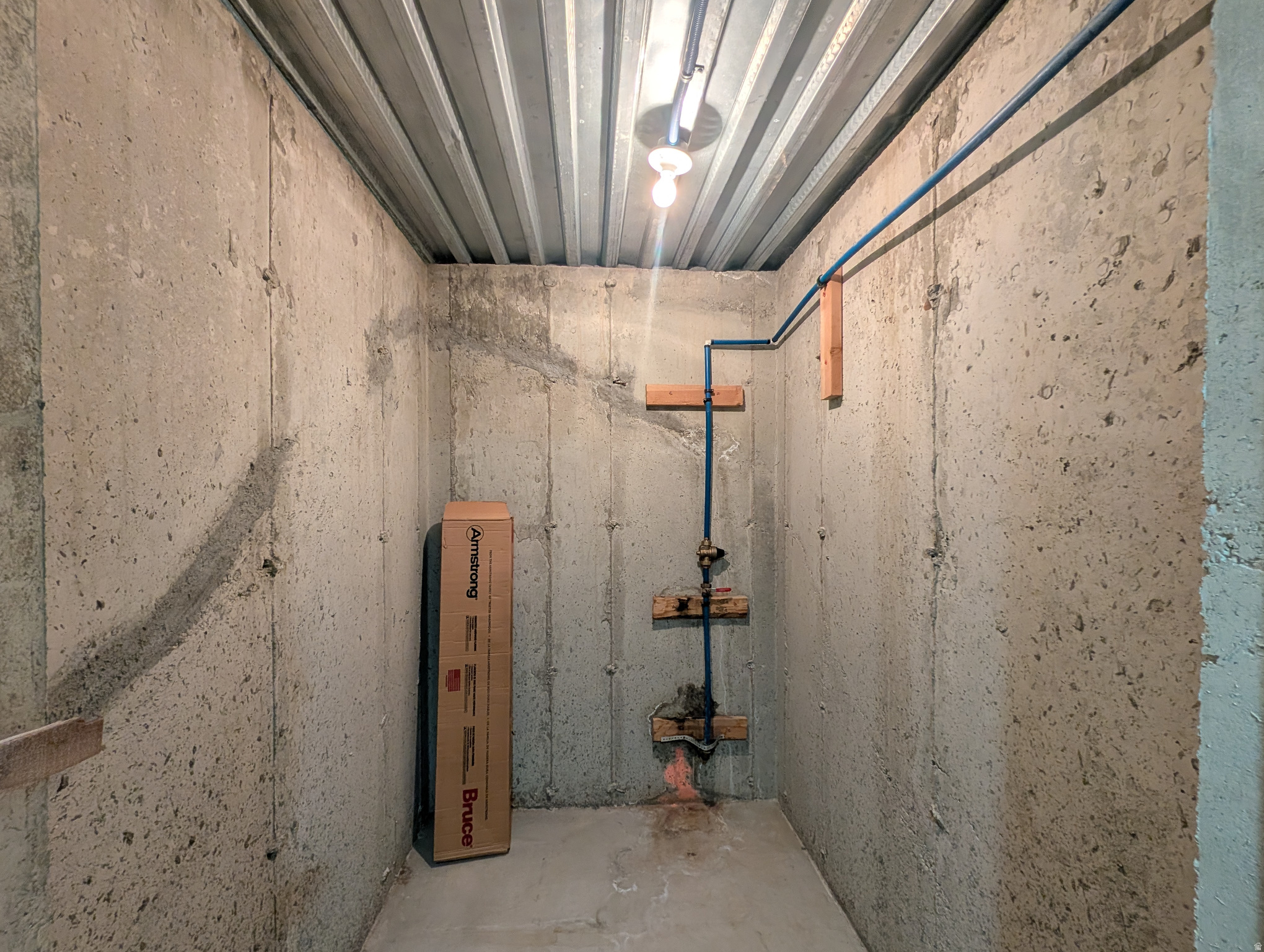 main property photo 23