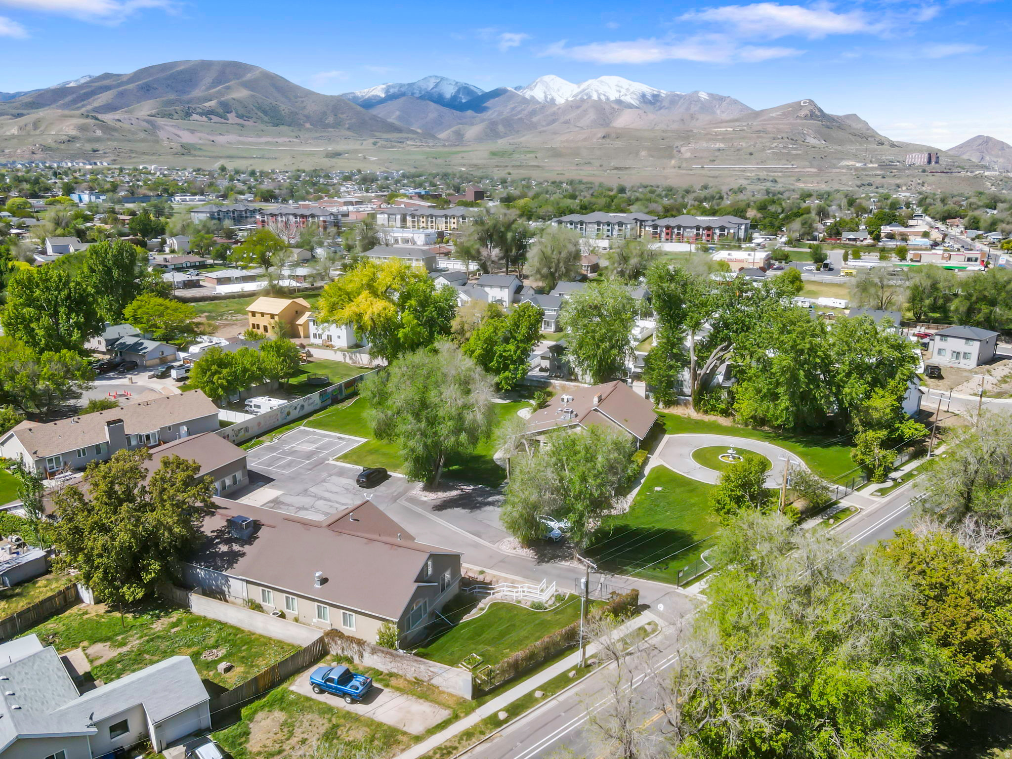 main property photo 33