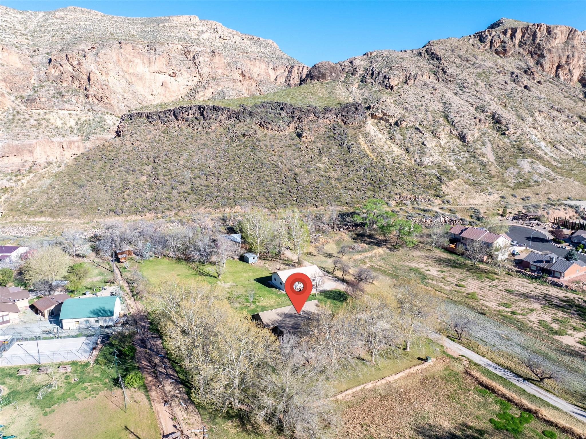 main property photo 50