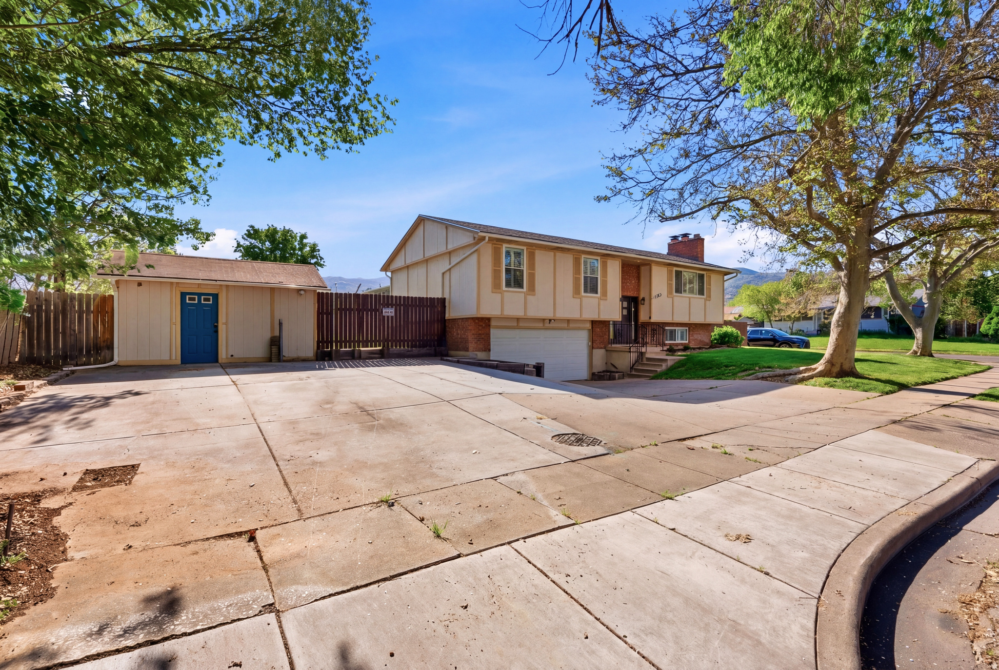 main property photo 46