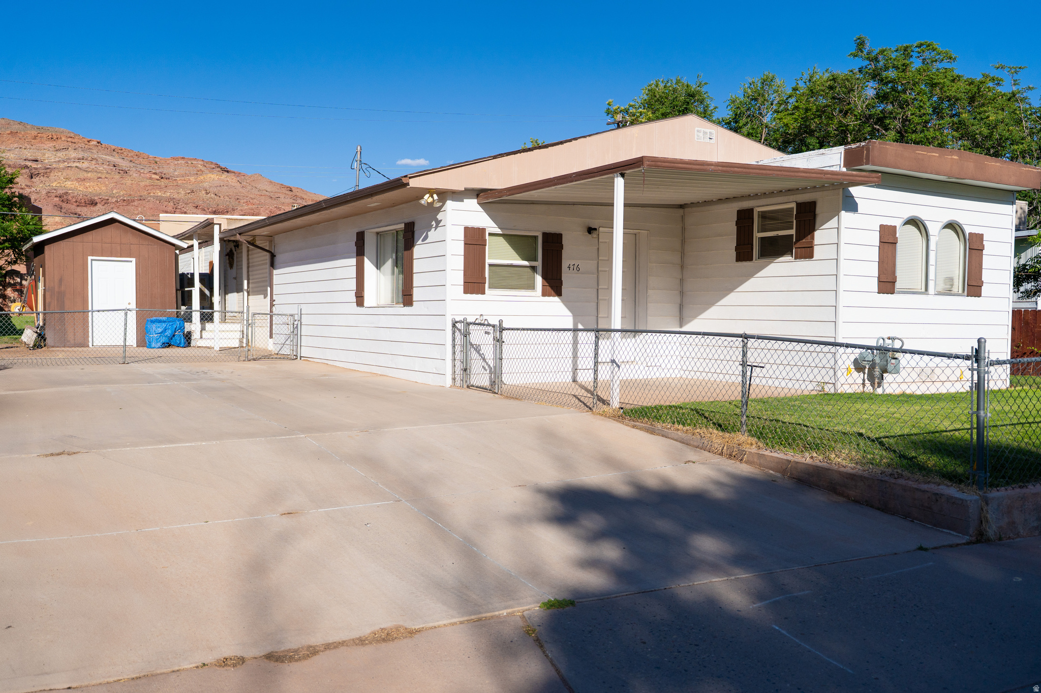 main property photo 5