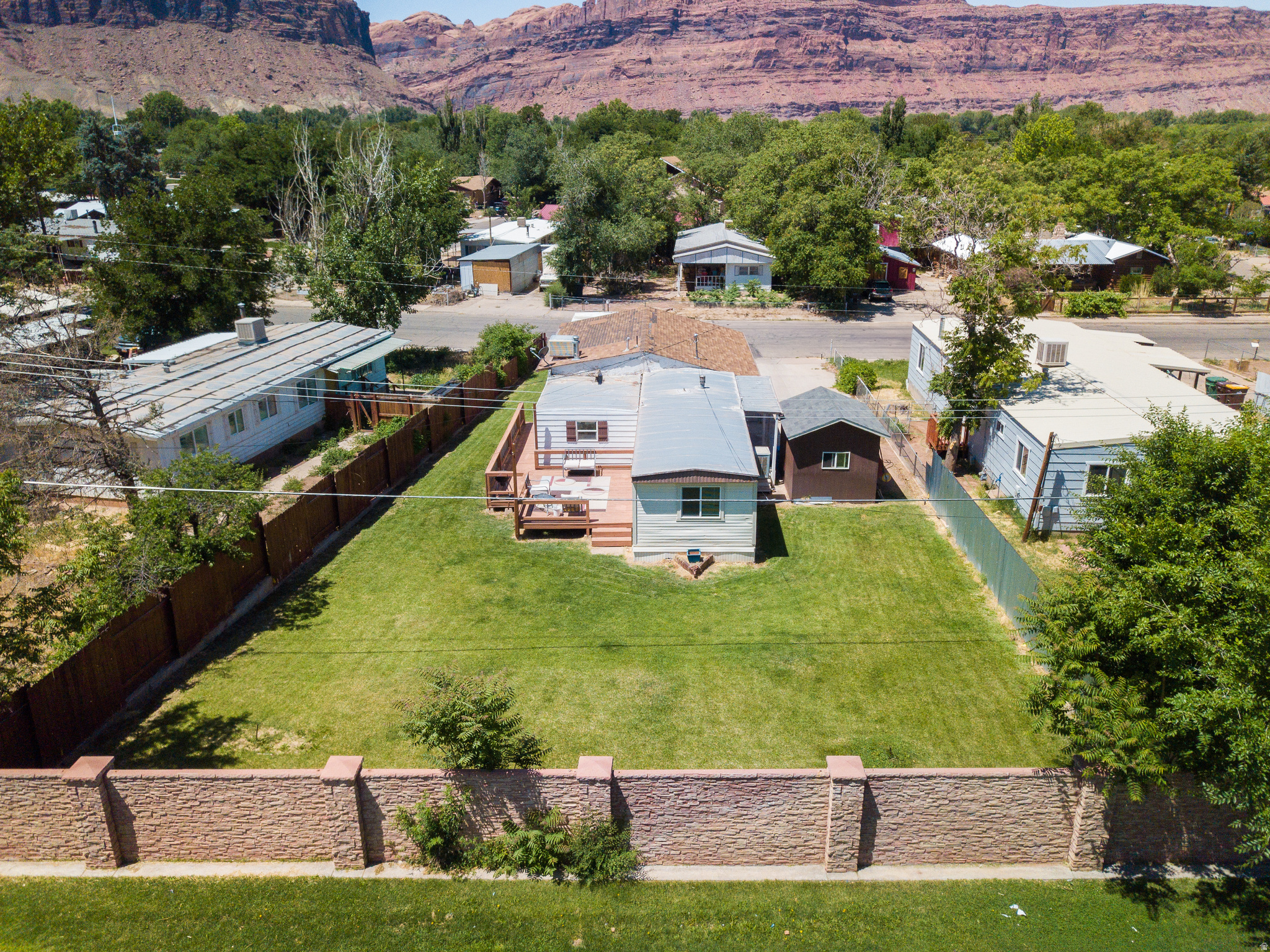 main property photo 7