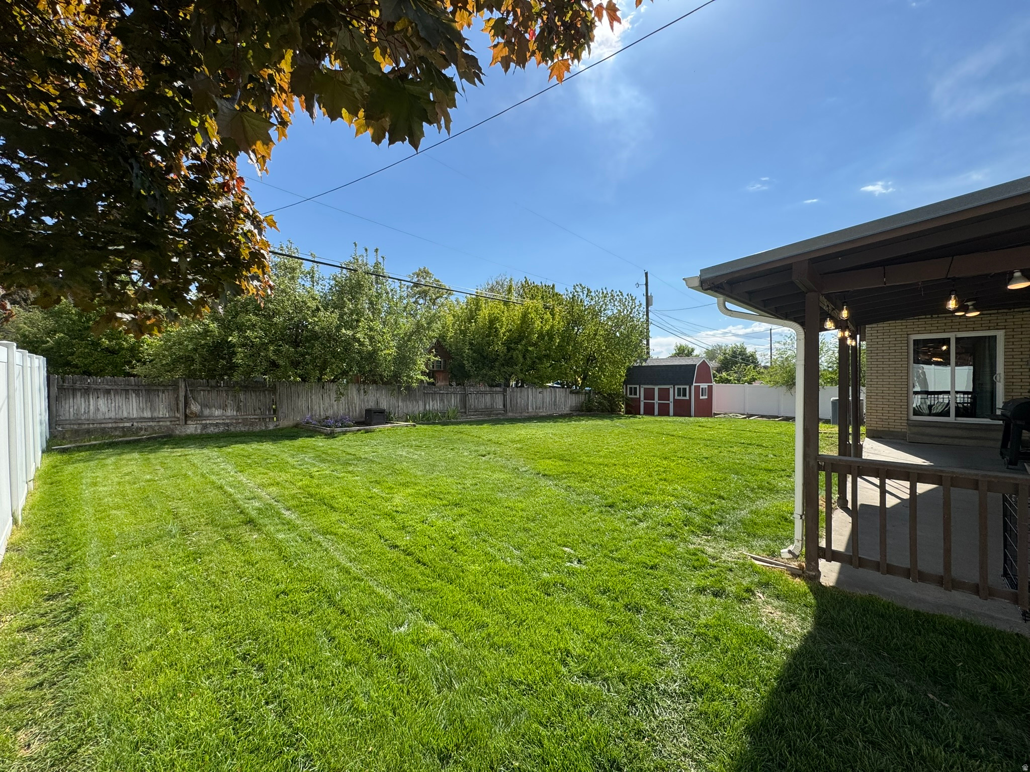 main property photo 33