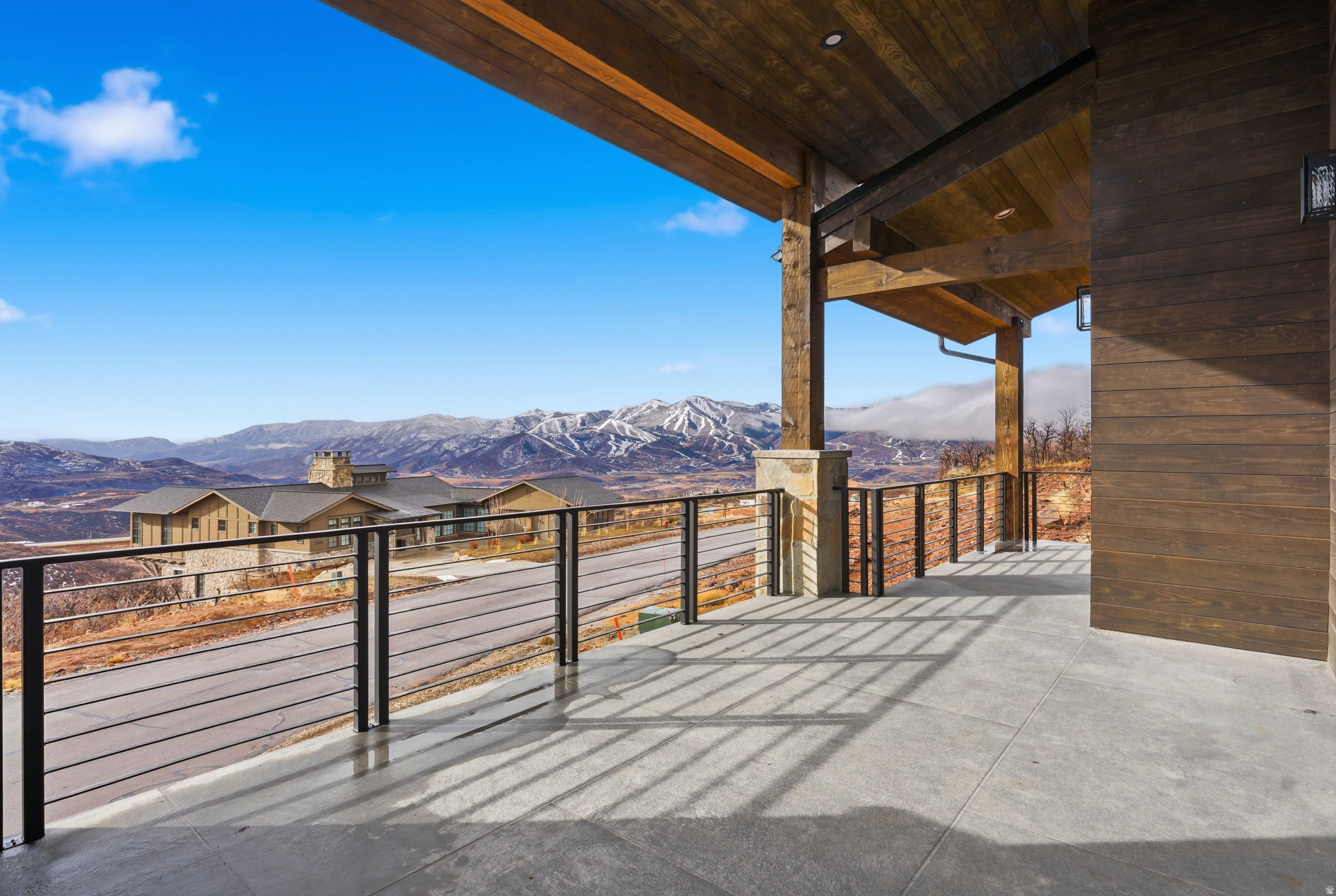 main property photo 34