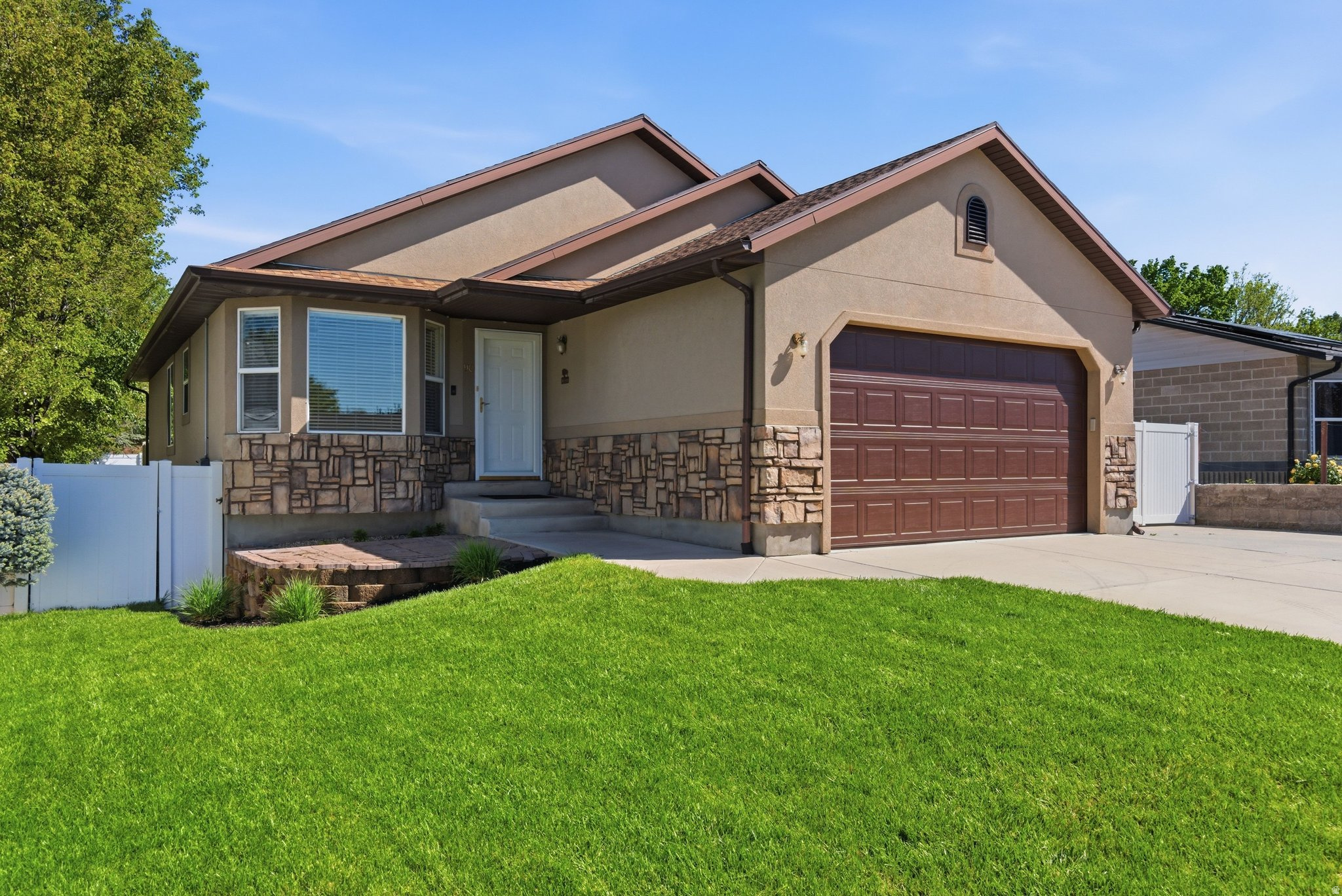 main property photo 53