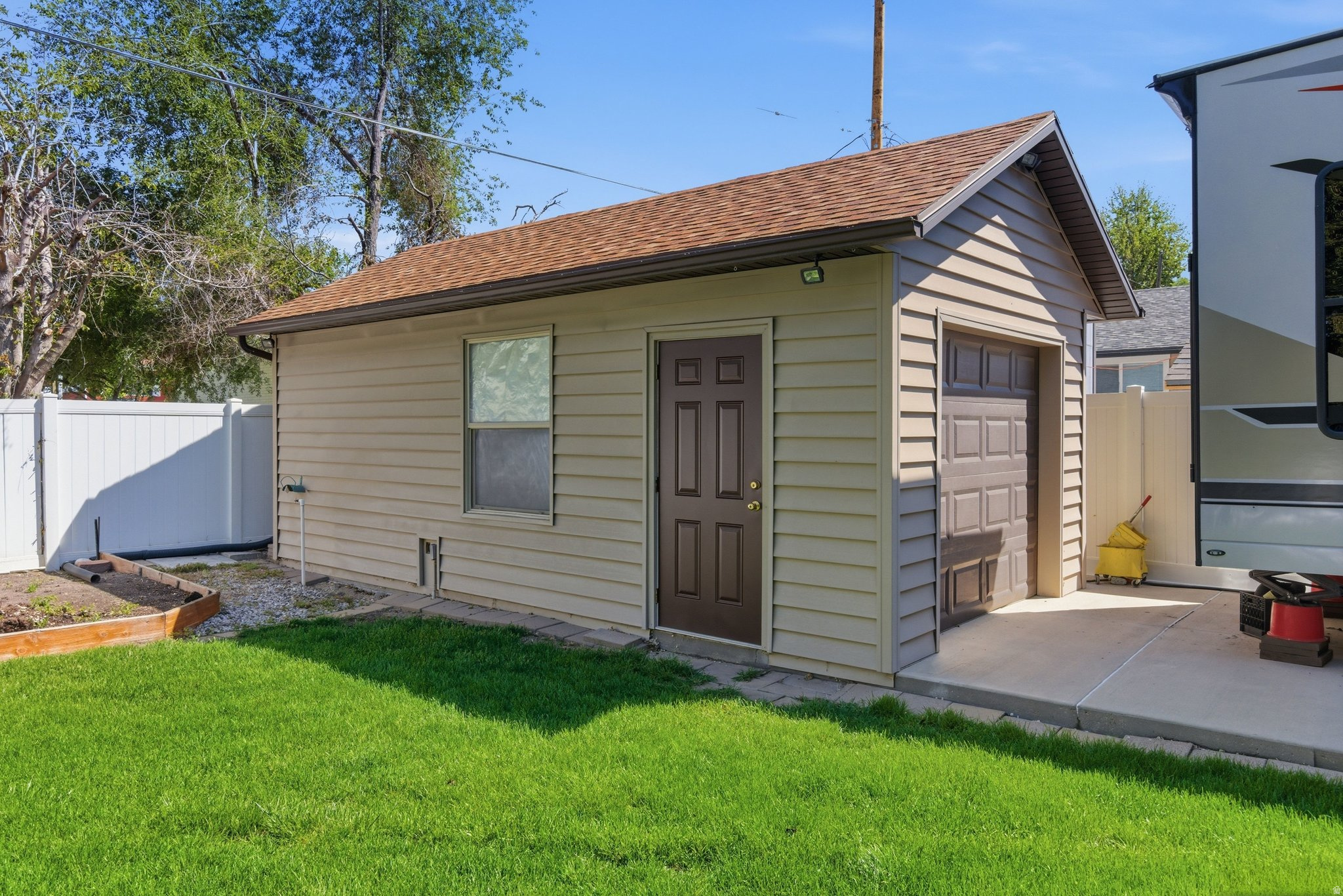 main property photo 62