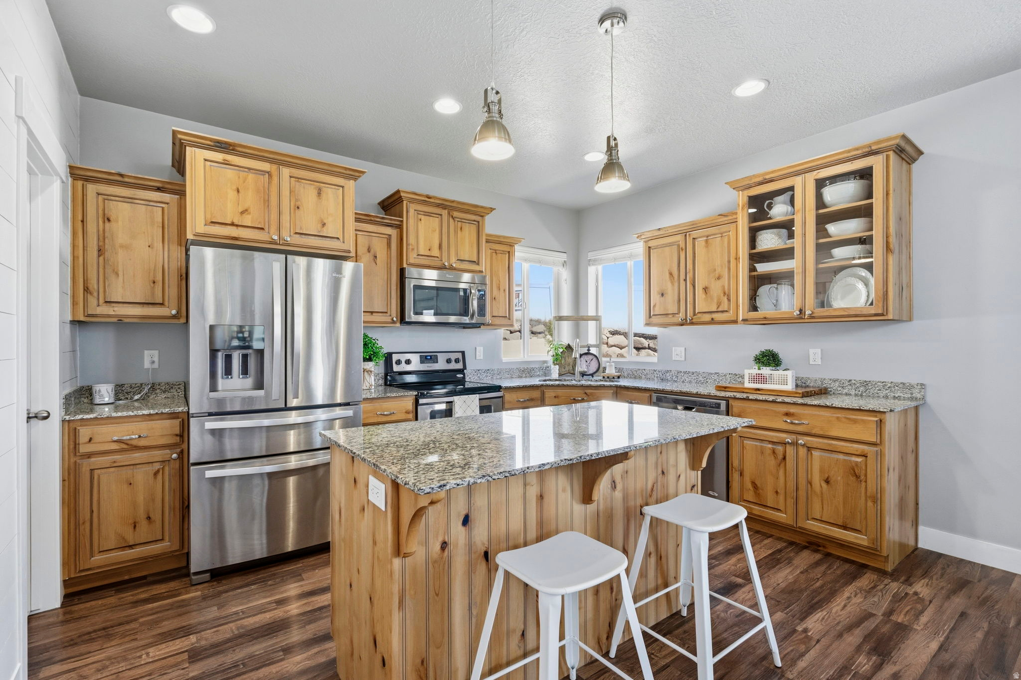 main property photo 15