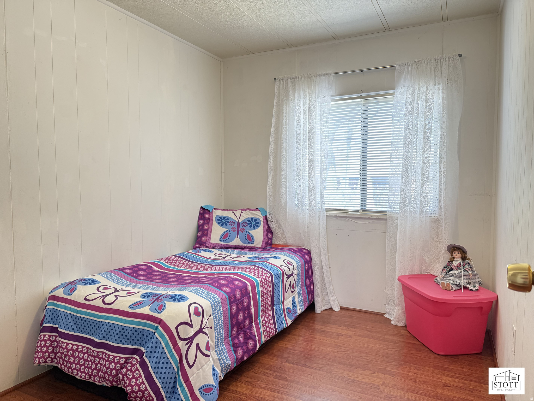 main property photo 19