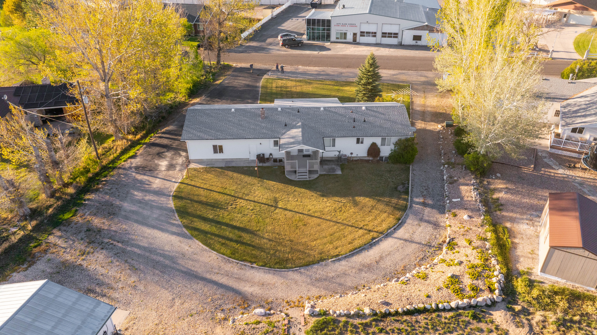main property photo 9