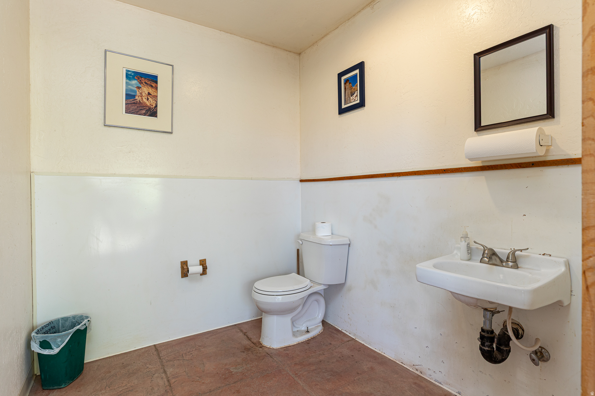 main property photo 9