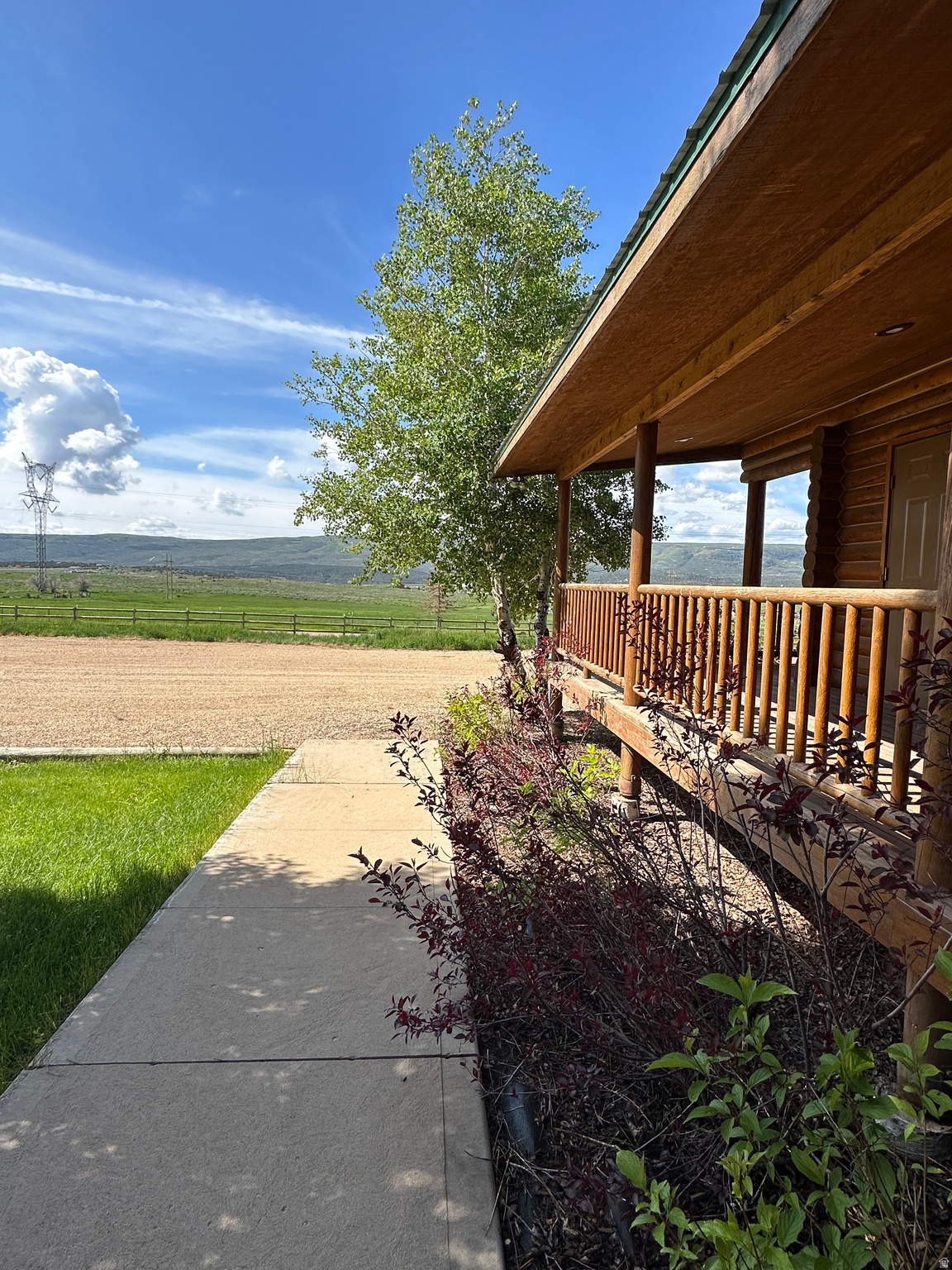main property photo 27