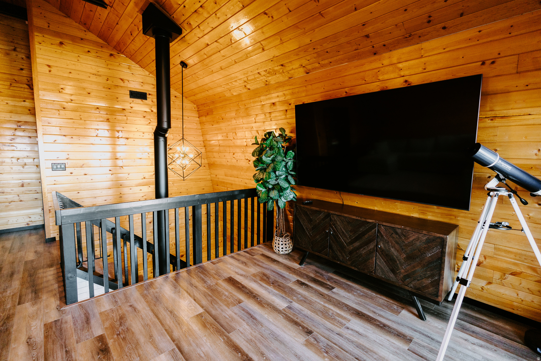 main property photo 54