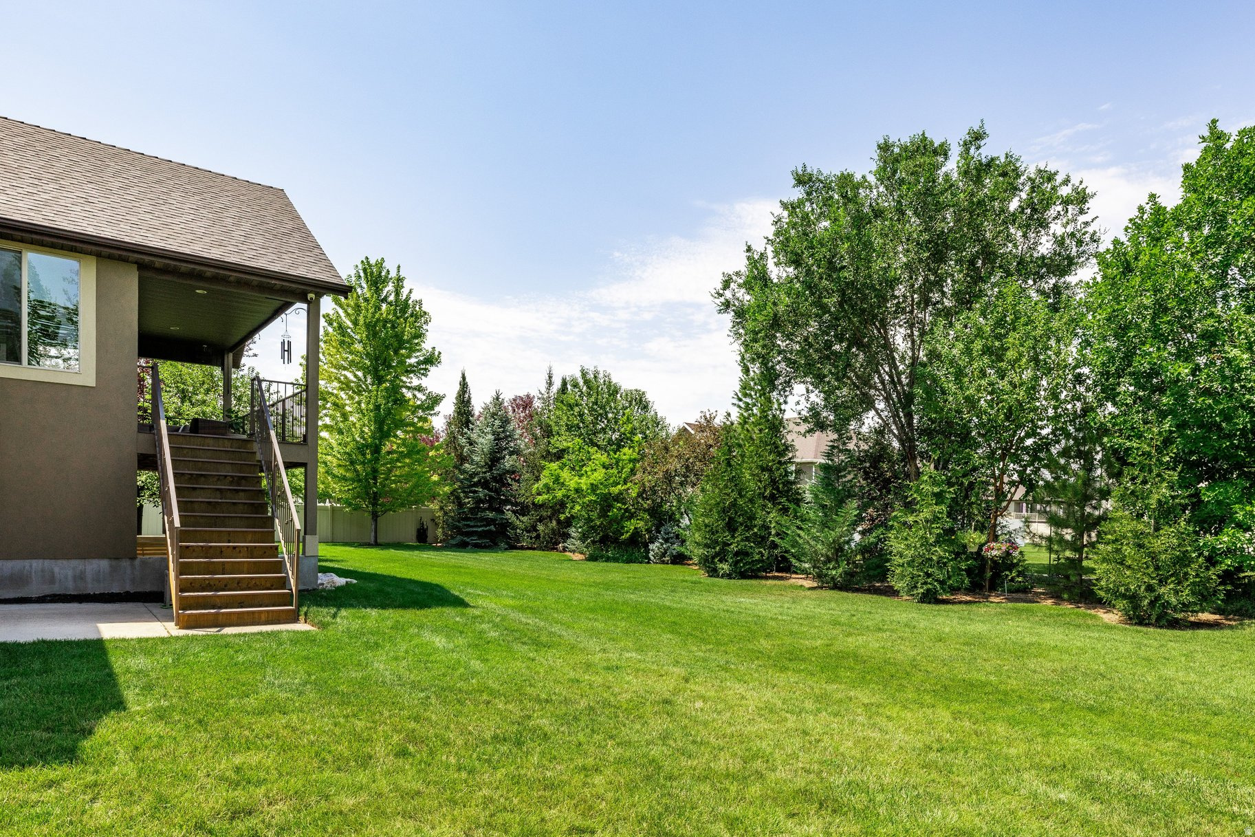 main property photo 36