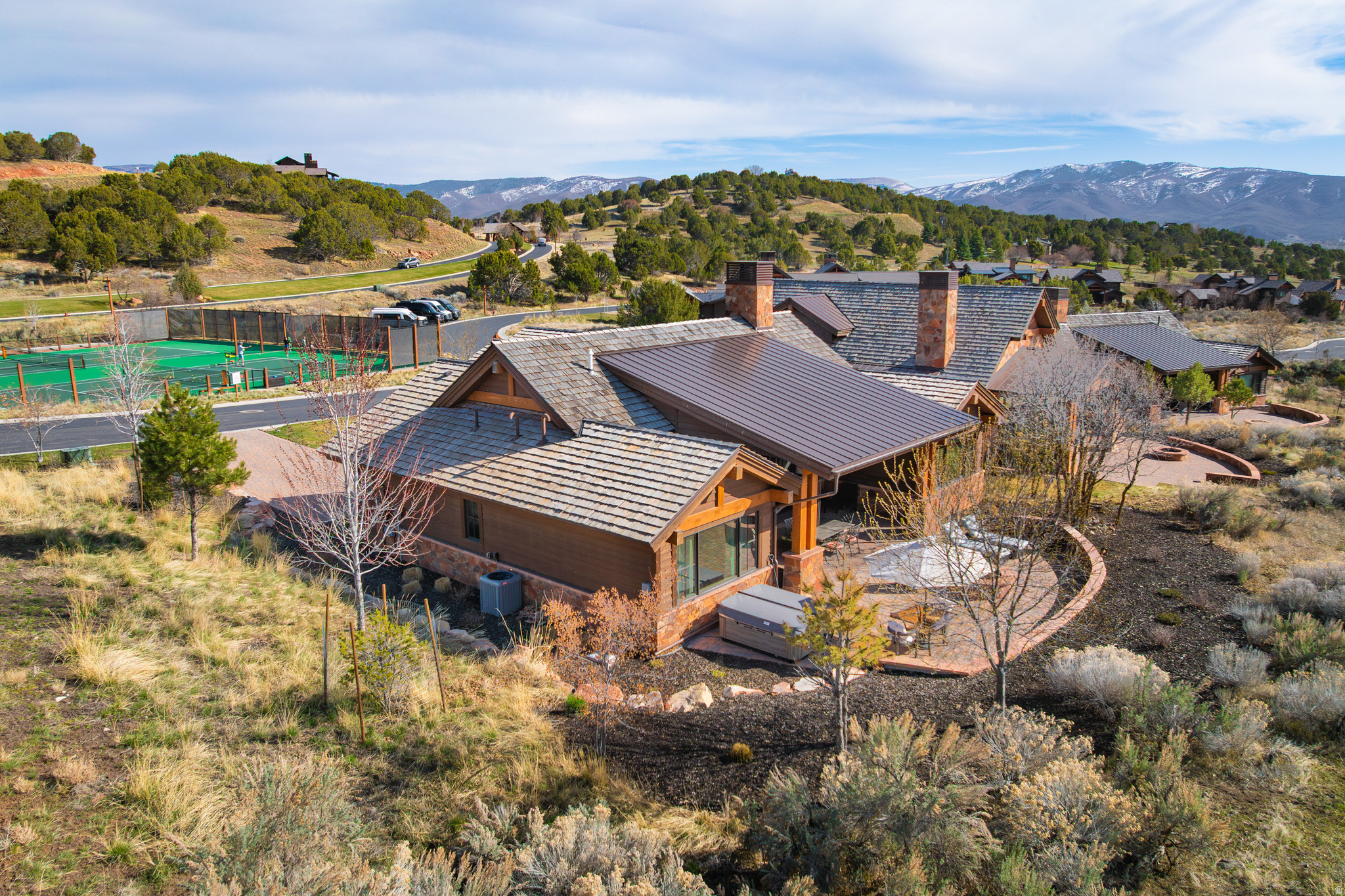main property photo 11