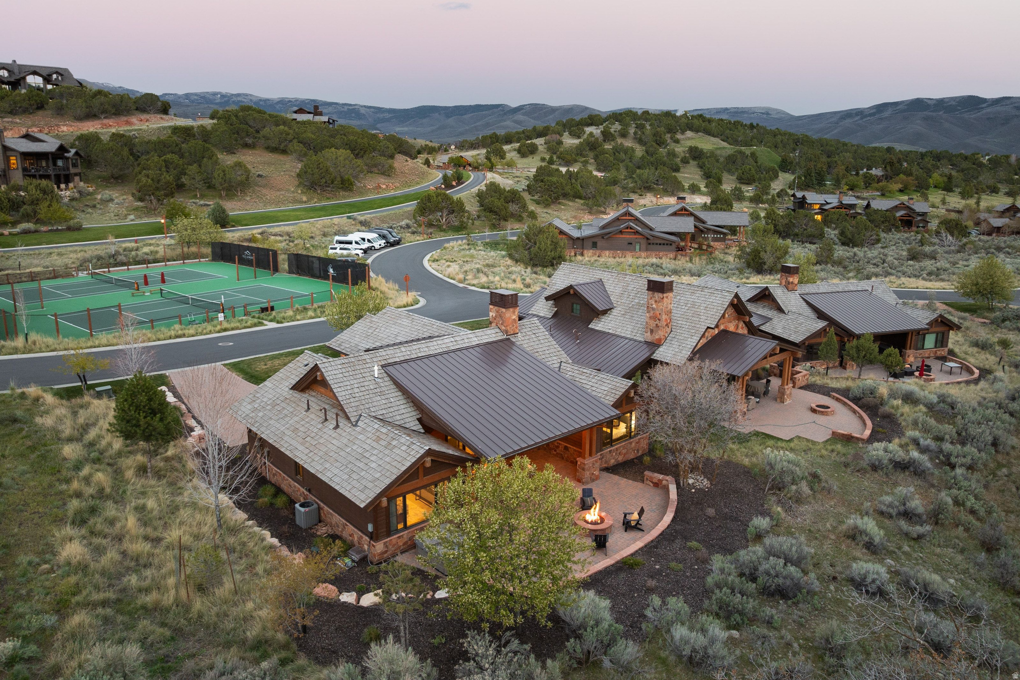 main property photo 33