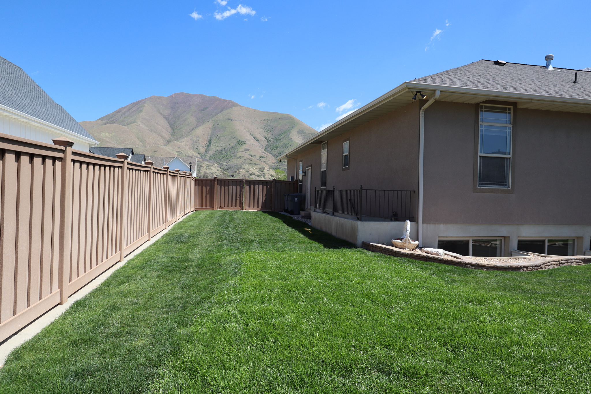 main property photo 80