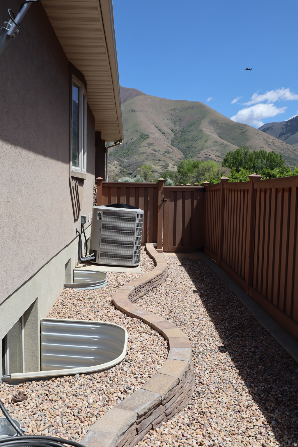 main property photo 88