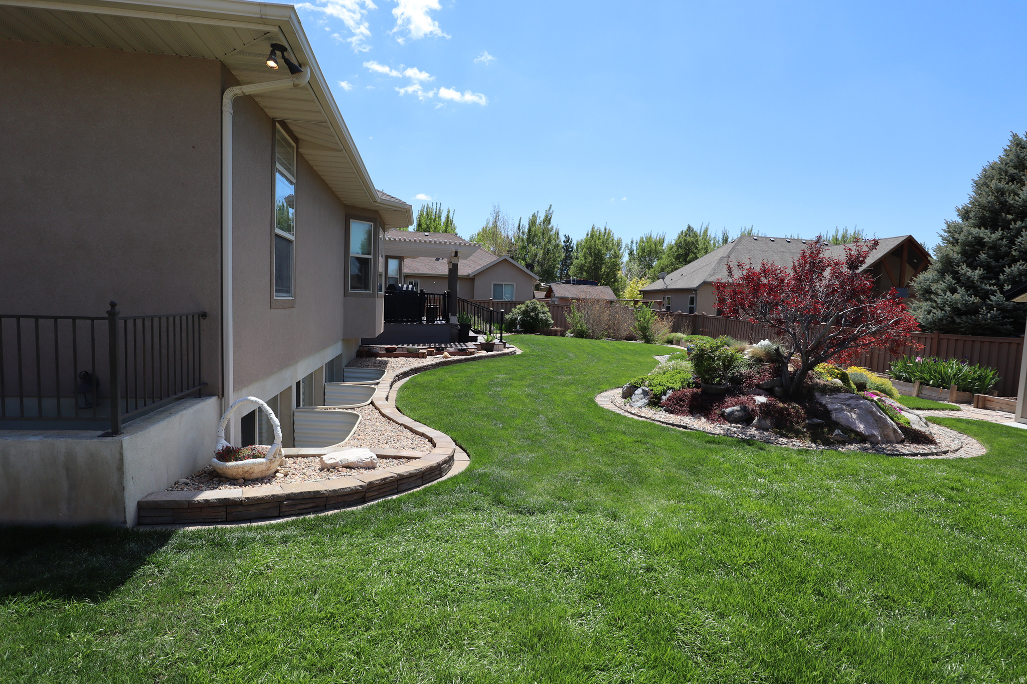 main property photo 99