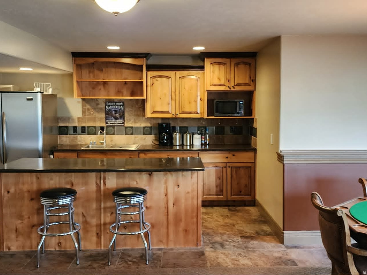 main property photo 14