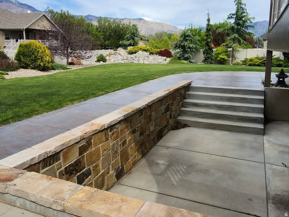 main property photo 16