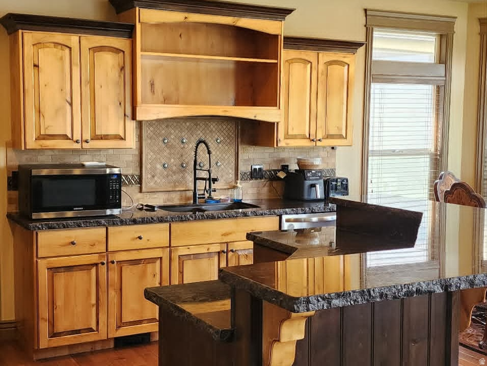 main property photo 7