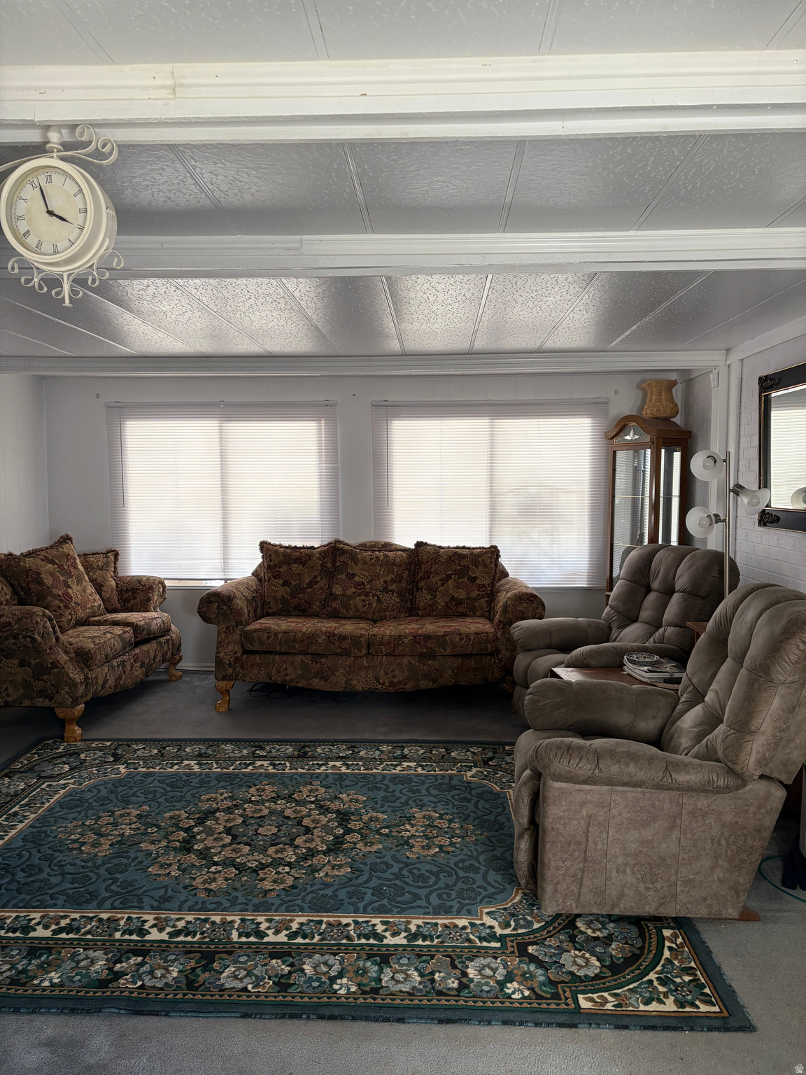 main property photo 13
