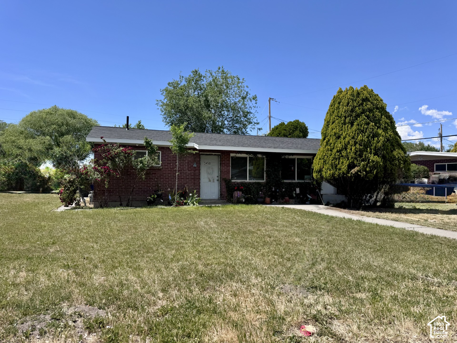 main property photo 12